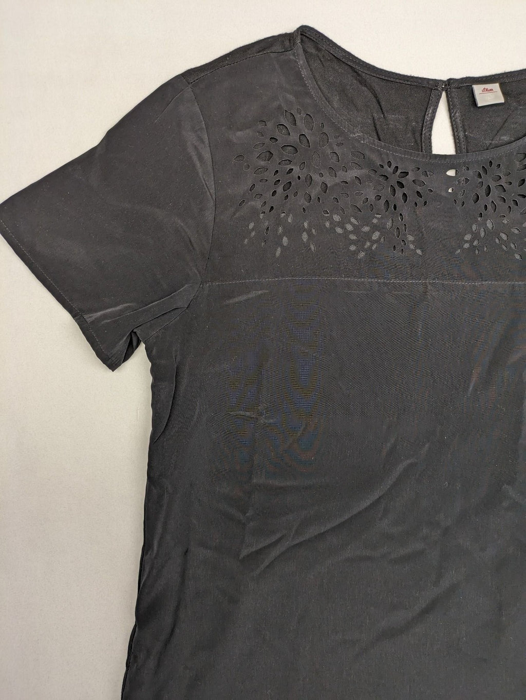s.Oliver black shift dress with short sleeves and stylish cut-out neckline details
