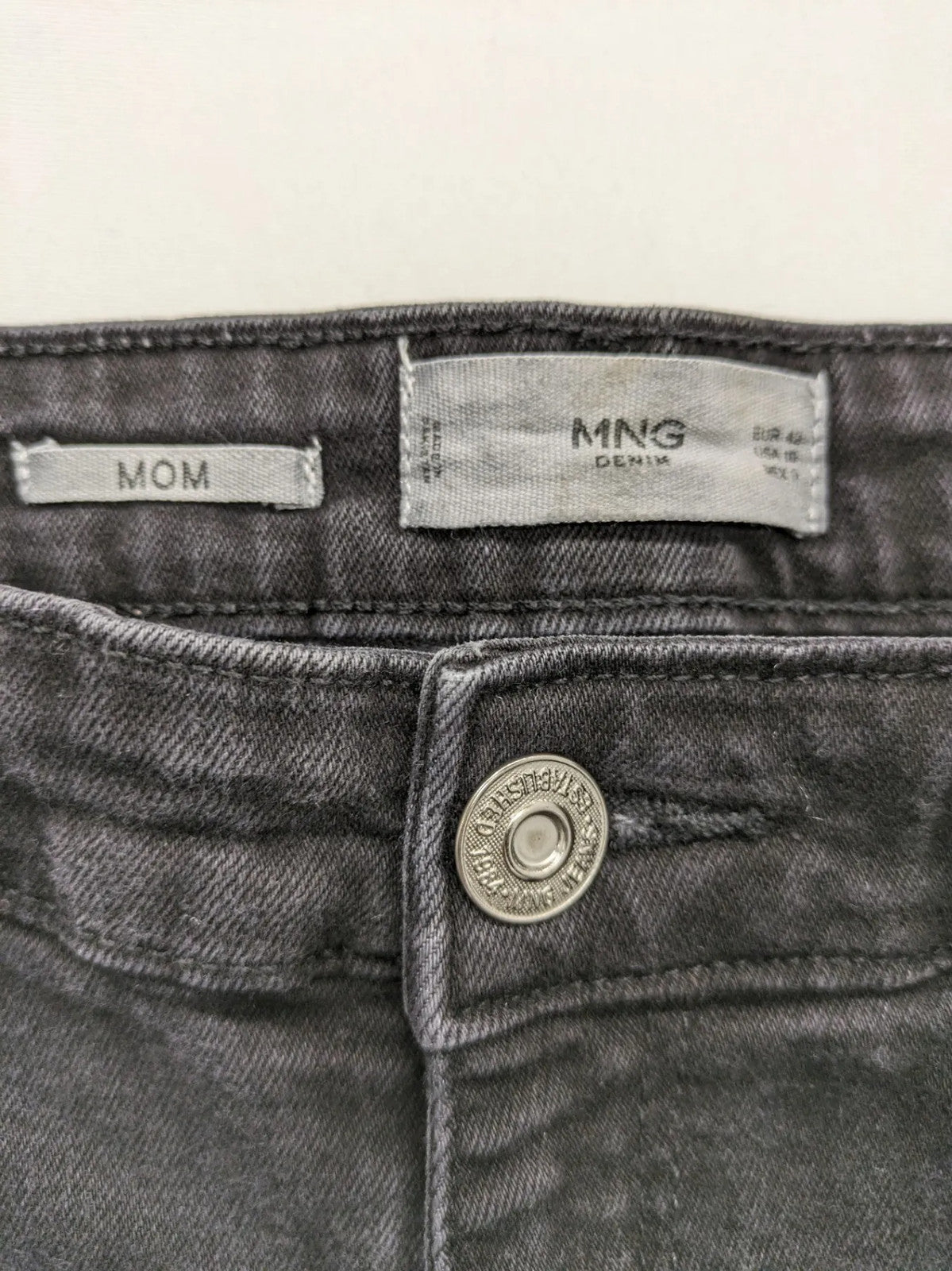 MNG grey straight jeans high waist 5-pocket design authentic denim.