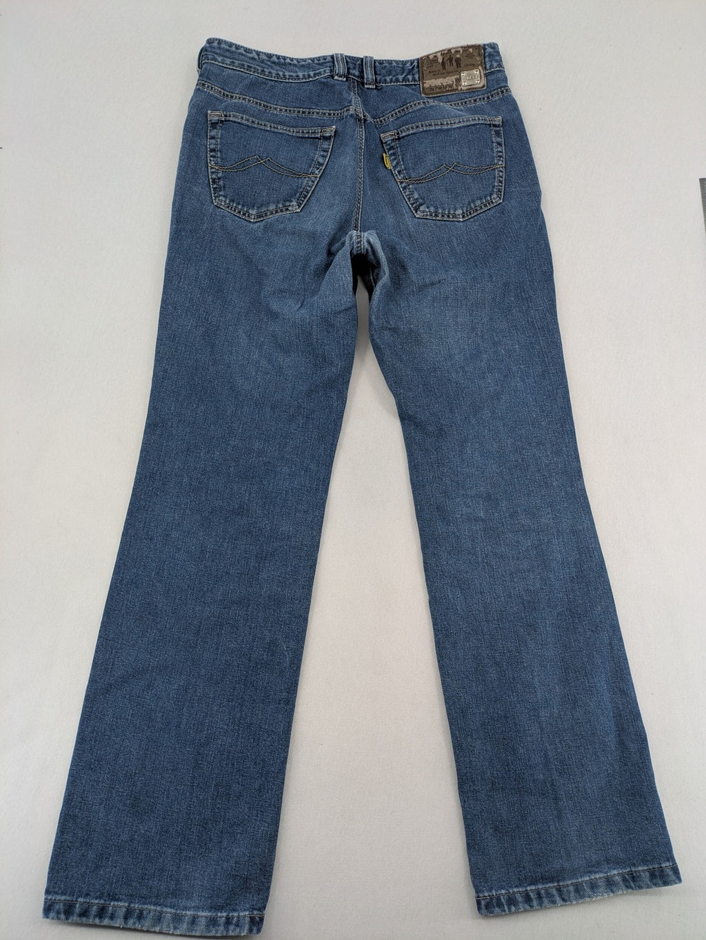 Joker blue straight leg jeans with double saddle stitched detail and classic denim wash.