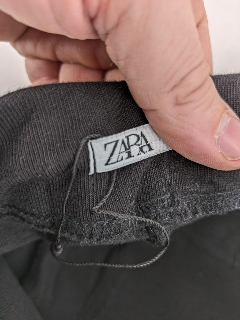 Zara grey pants cotton fabric with classic design and comfortable fit.