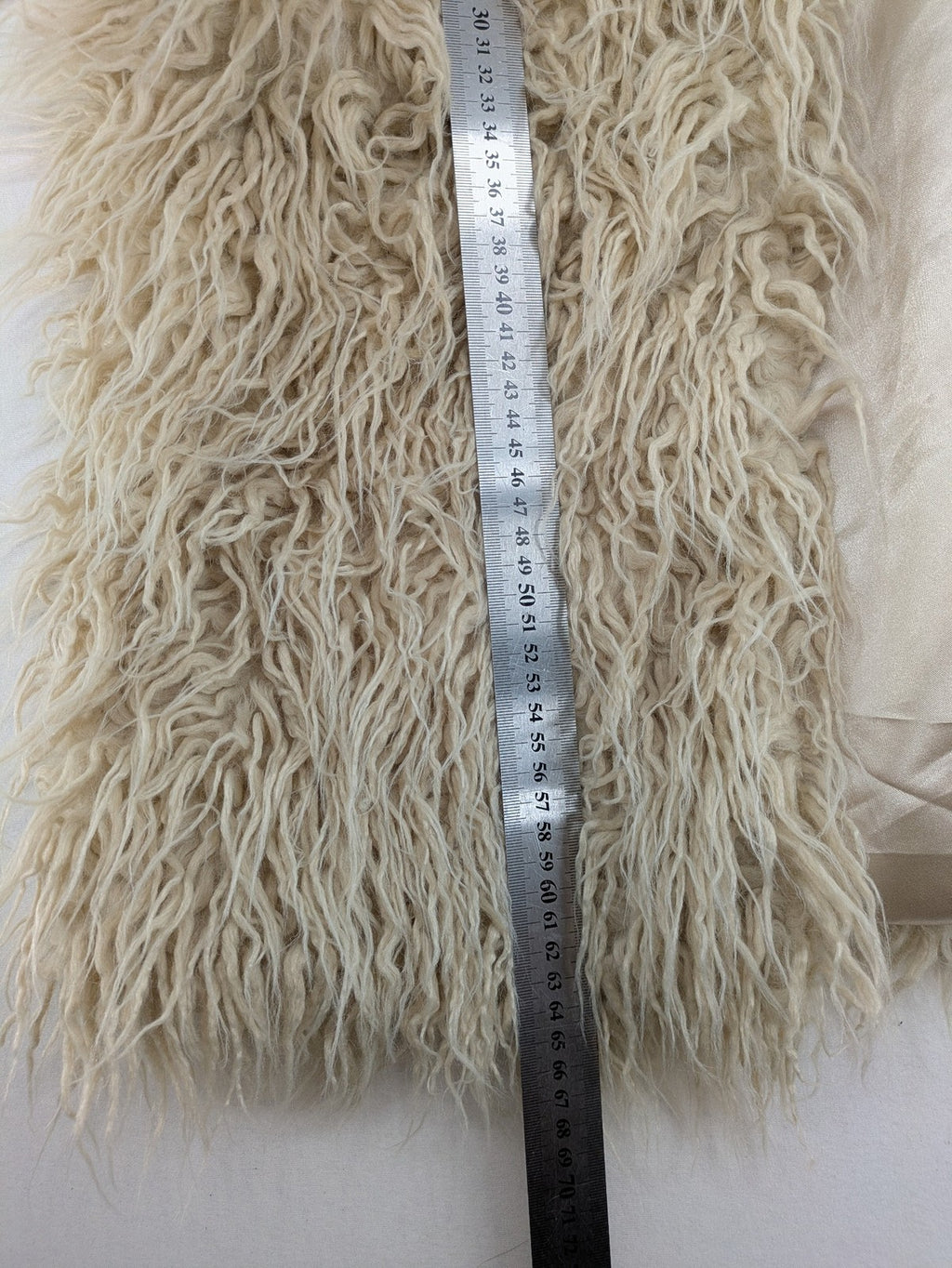 Amisu beige shaggy vest, sleeveless, soft faux fur, open front design.
