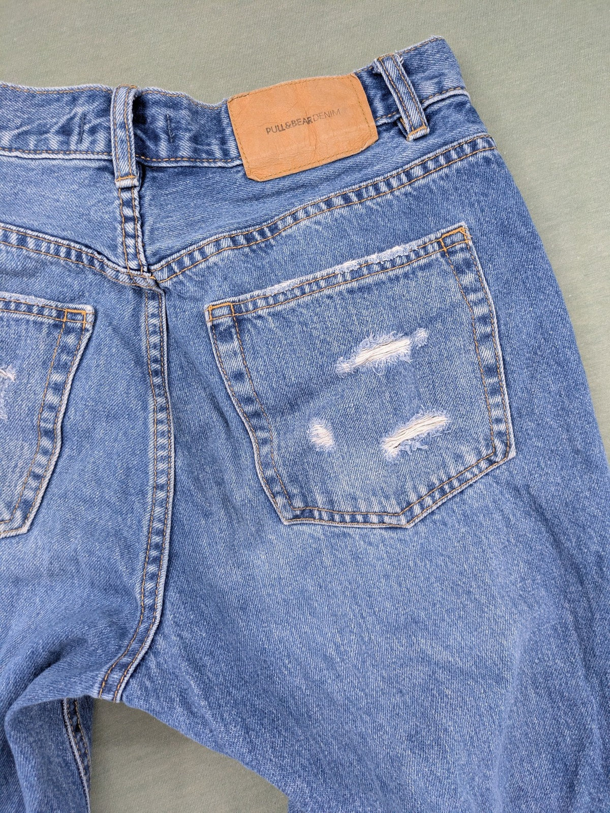 Pull&Bear blue mom jeans high waist distressed ripped design 100% cotton 5-pocket style