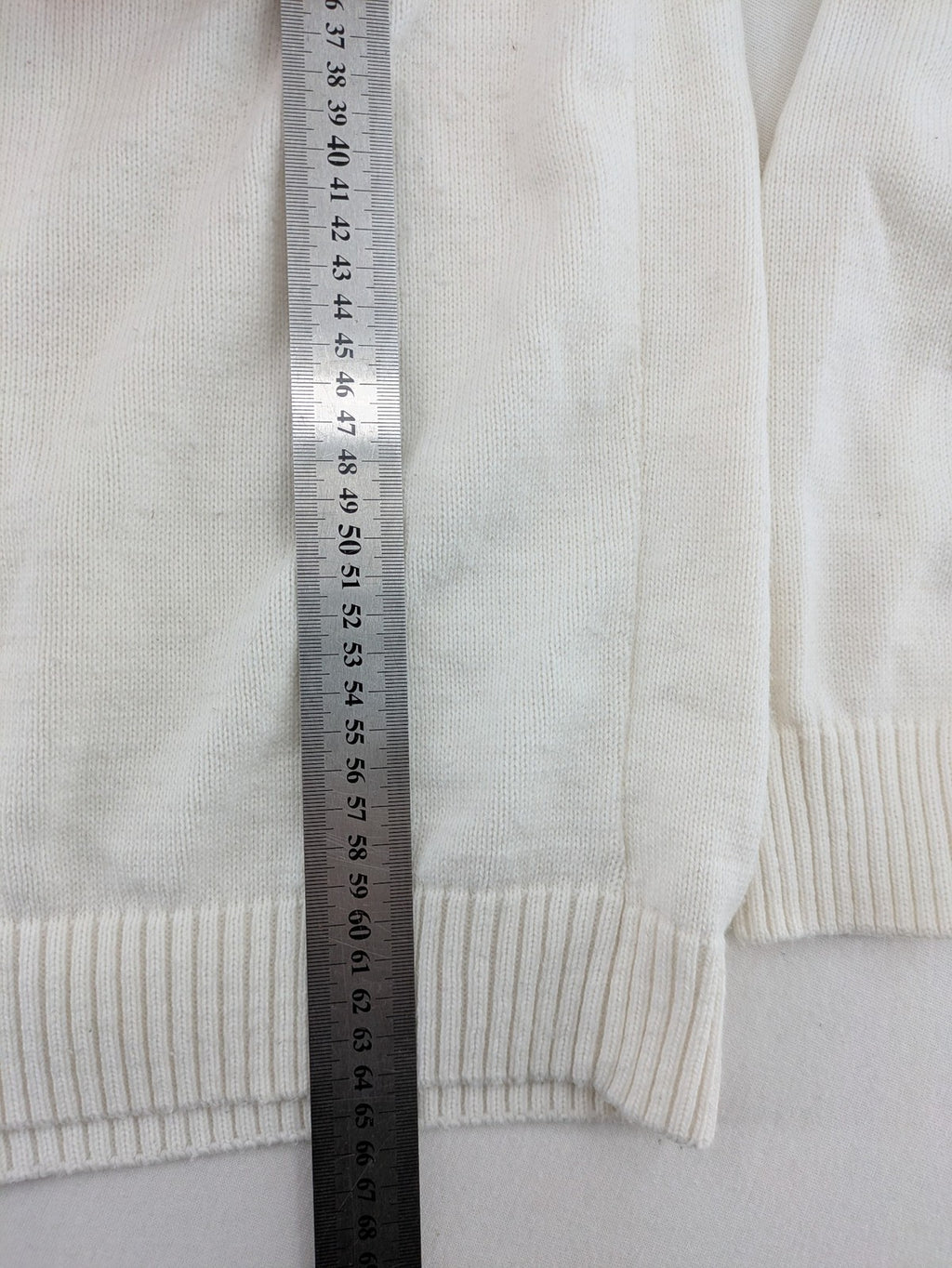 Parz Park white turtle neck jumper with ribbed collar and cuffs, soft acrylic material.