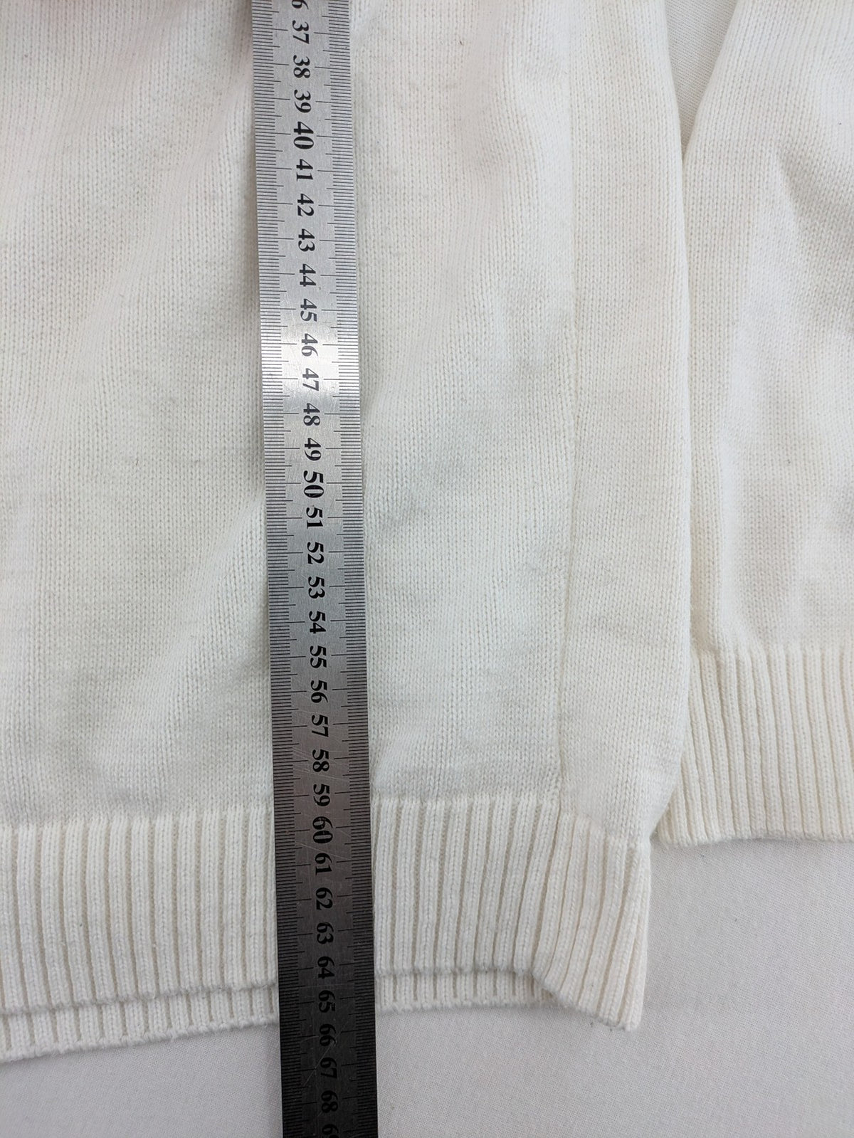 Parz Park white turtle neck jumper with ribbed collar and cuffs, soft acrylic material.