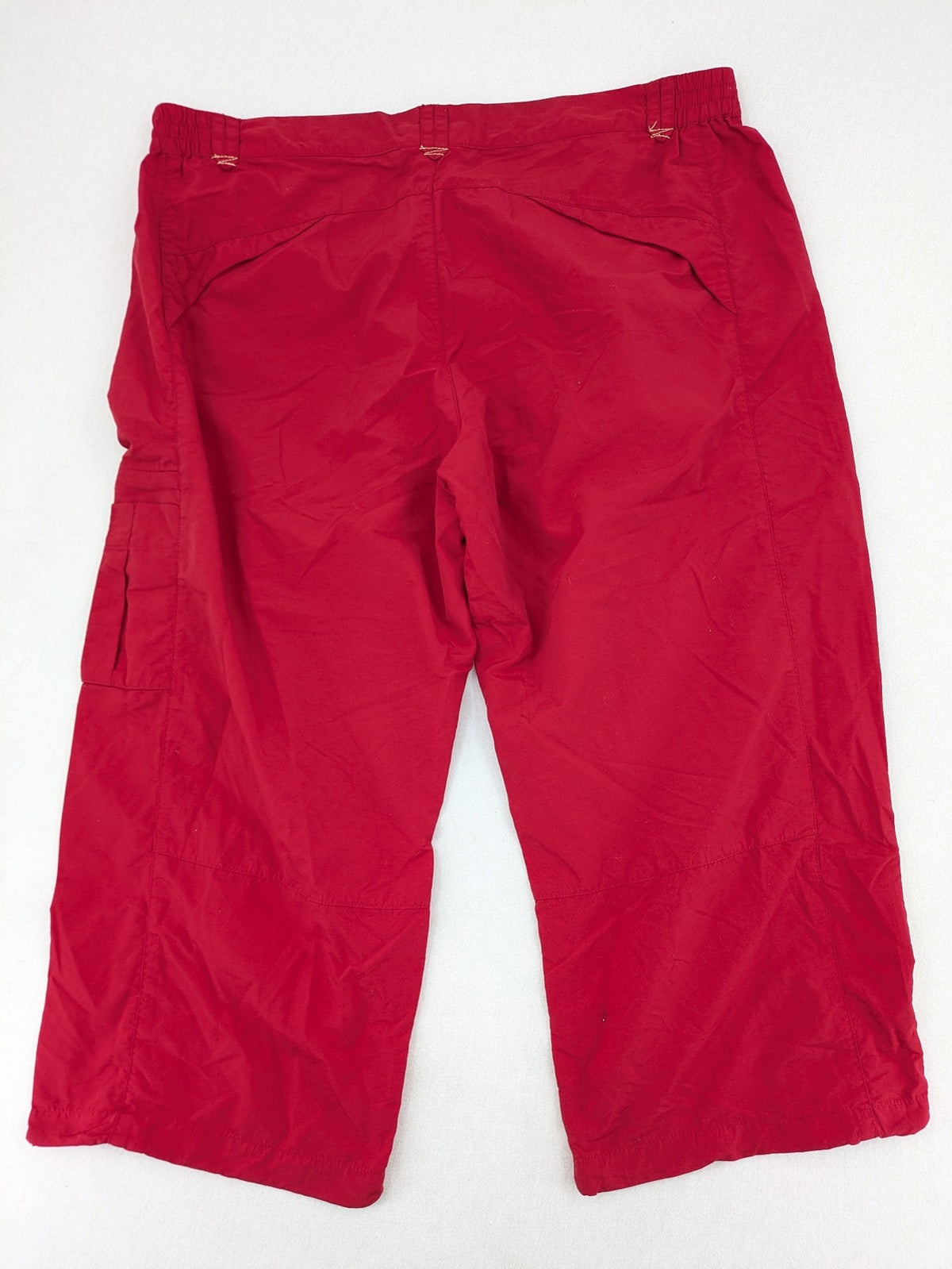Skila red outdoor capri pants lightweight polyamide with adjustable drawstrings and pockets.