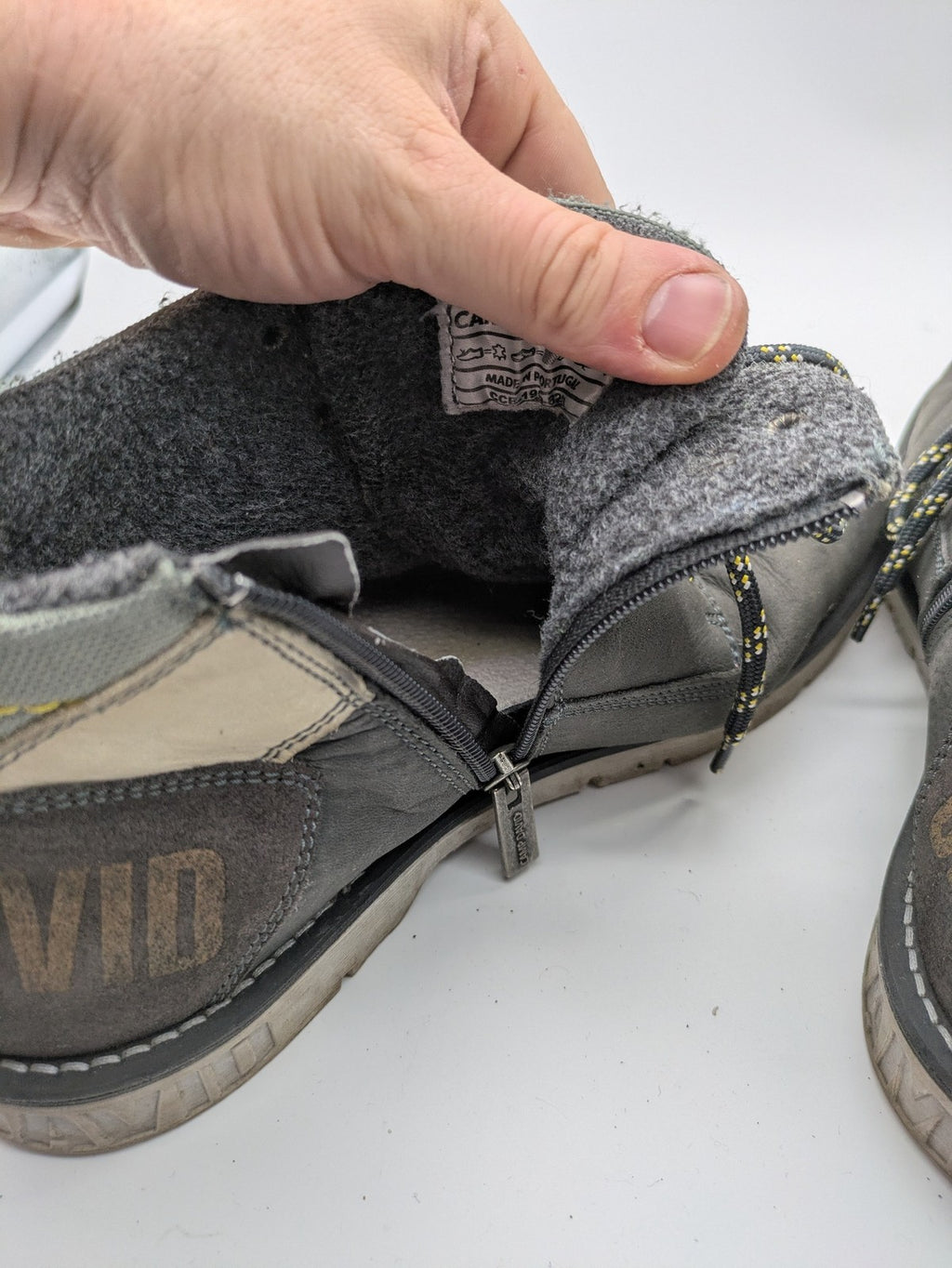 Camp David grey winter boots leather with side zipper and warm lining.