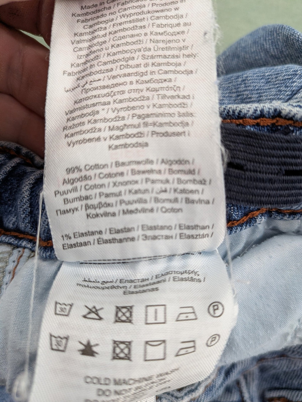 KIDS ONLY blue straight jeans with frayed hem and classic 5-pocket design.