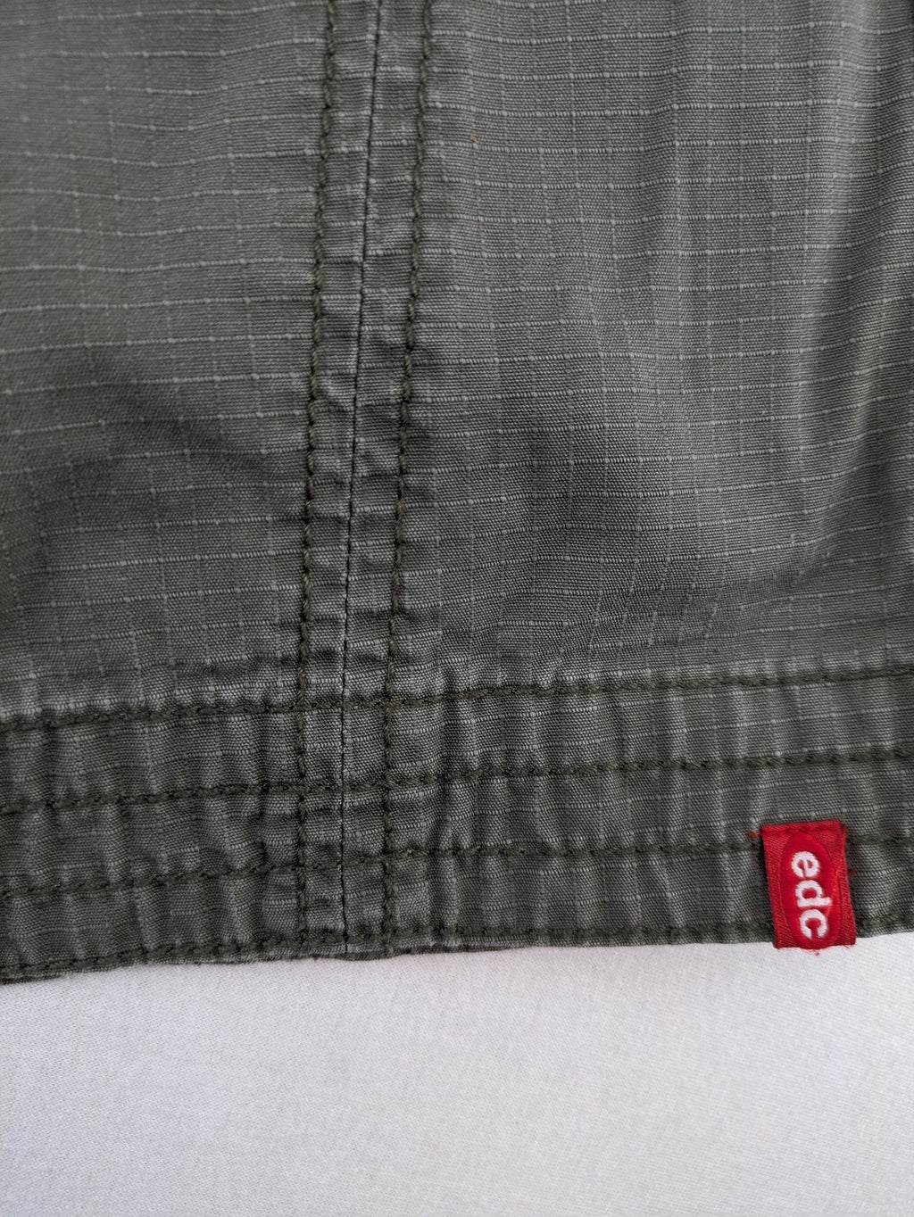 edc by Esprit khaki cargo pants ripstop fabric with multiple pockets and button fly
