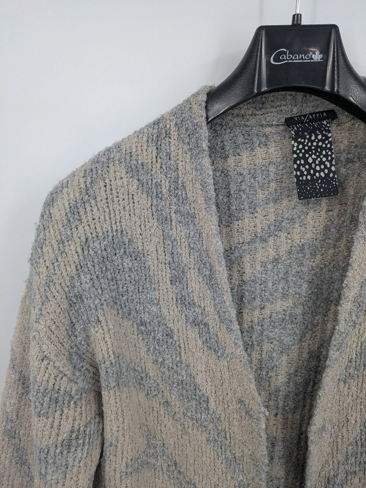 Via Appia beige cardigan zebra pattern soft knit long sleeves