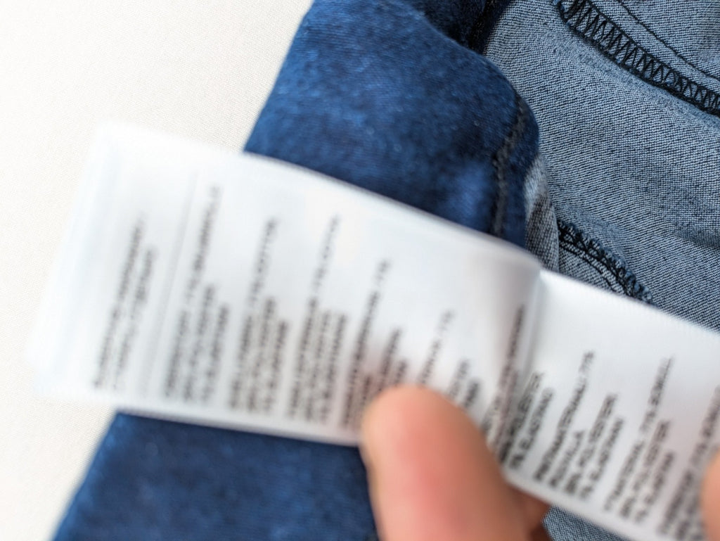 Zalando Essentials blue straight jeans with classic 5-pocket design and elastic waistband.