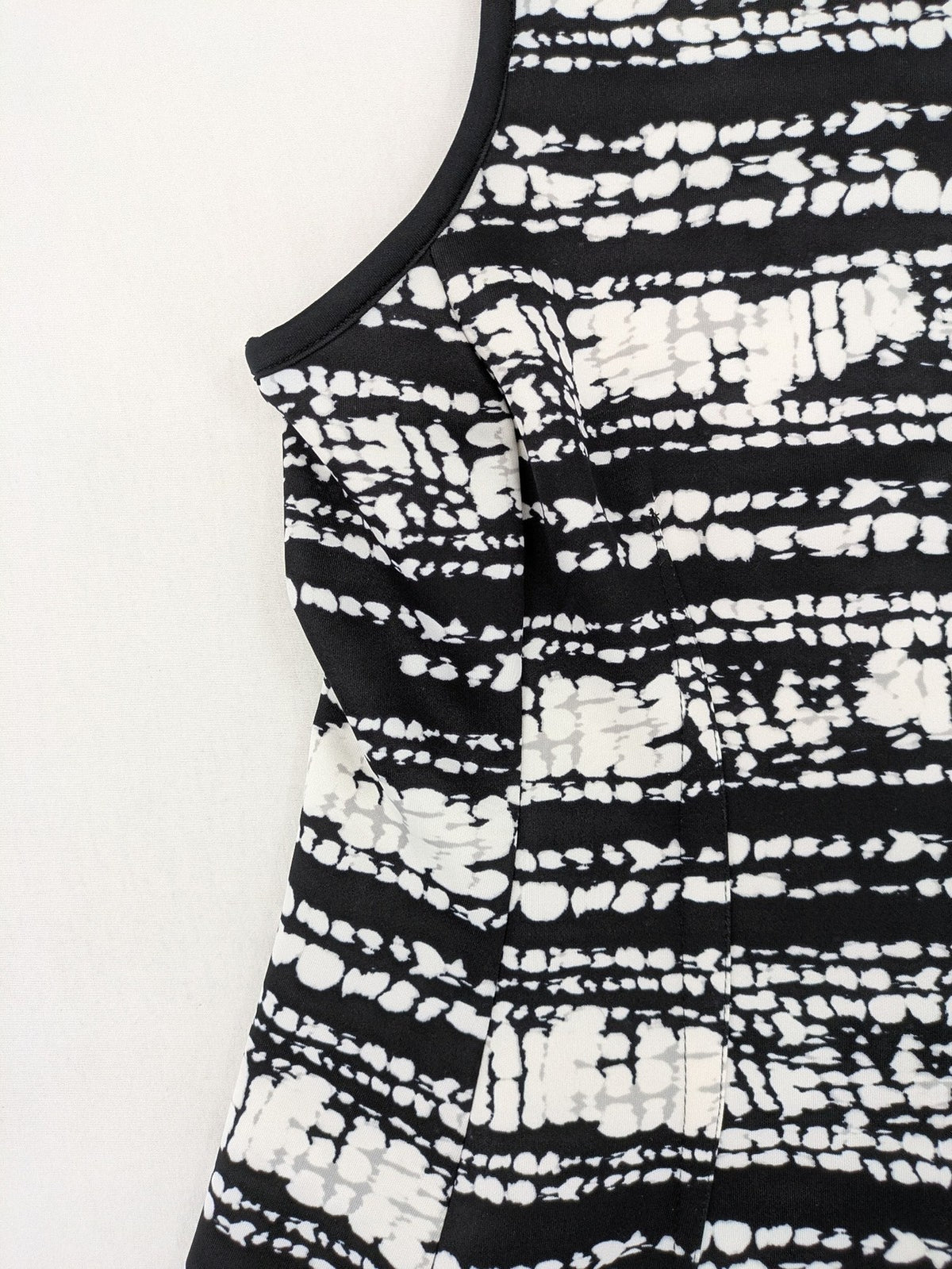 Mossimo black and white striped A-line summer dress, sleeveless, stretchy polyester blend.