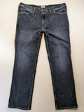 Mustang straight jeans blue dark wash, robust True Denim, classic fit, zipper closure.