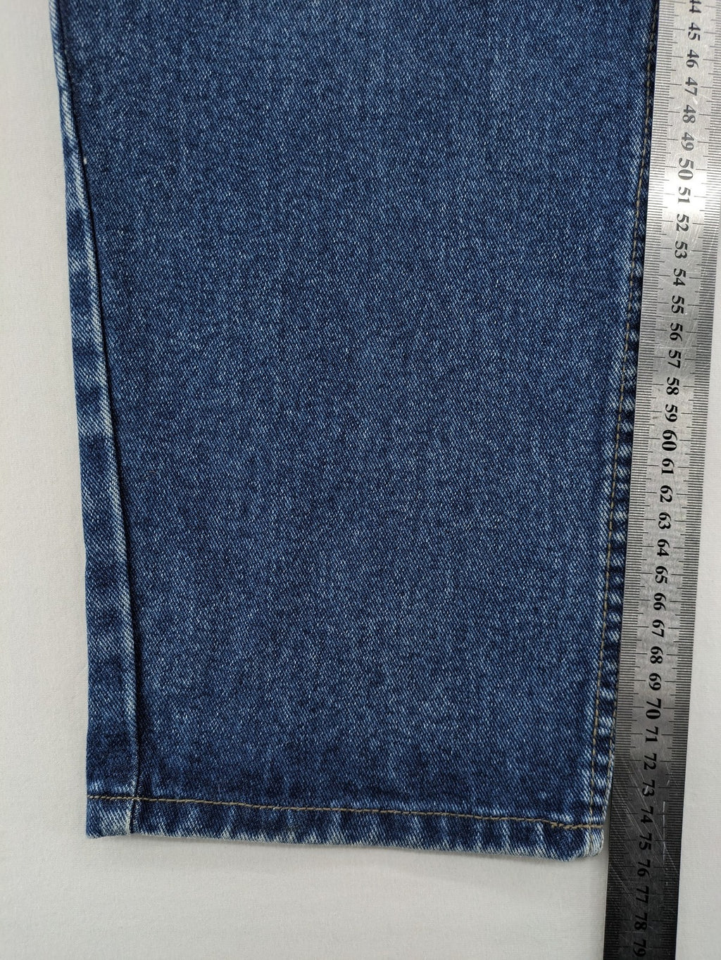 Cable Car Clothiers blue straight jeans classic fit 100% cotton medium wash