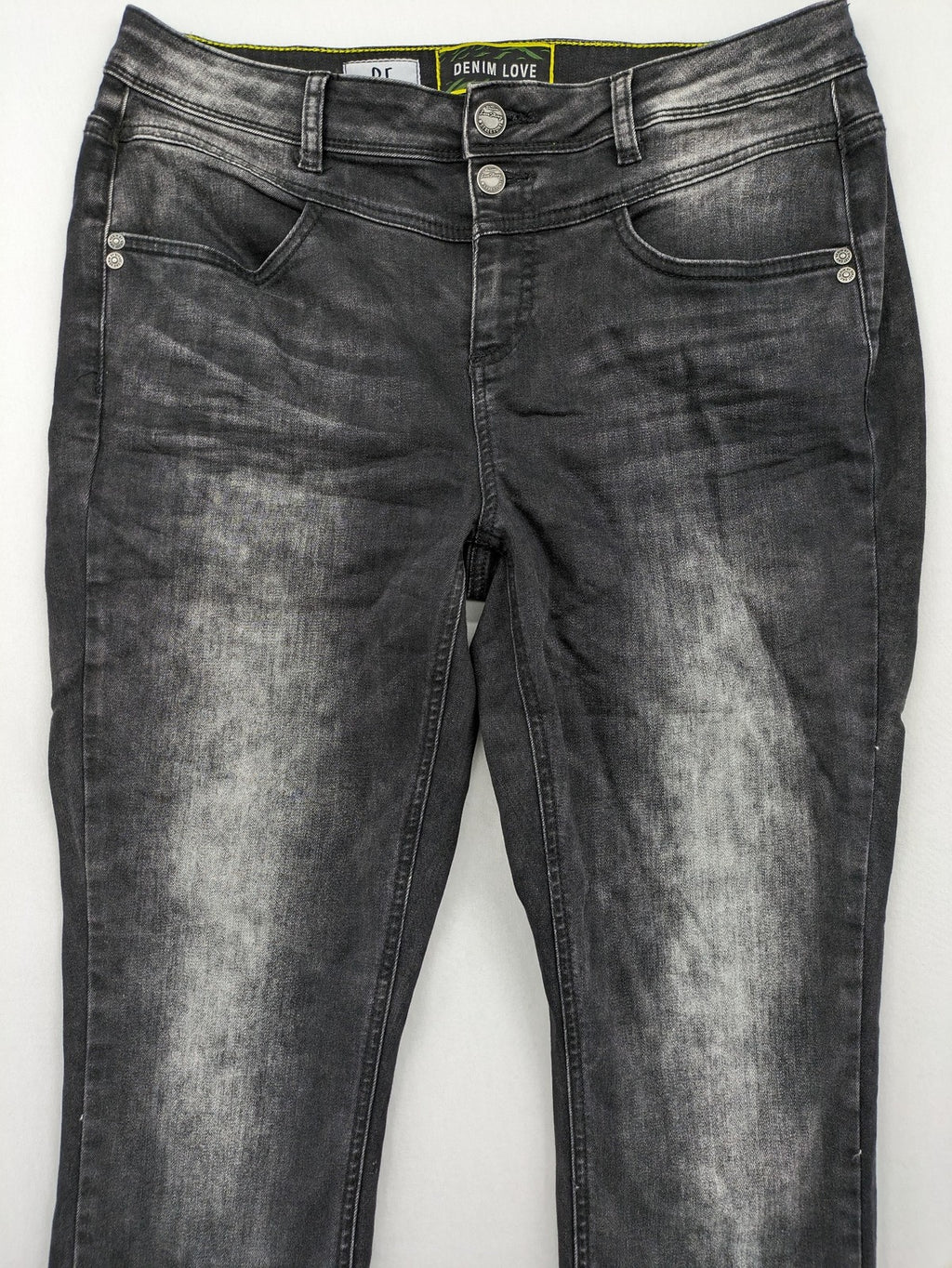 Street One black straight jeans faded wash 5-pocket style with stretch denim.
