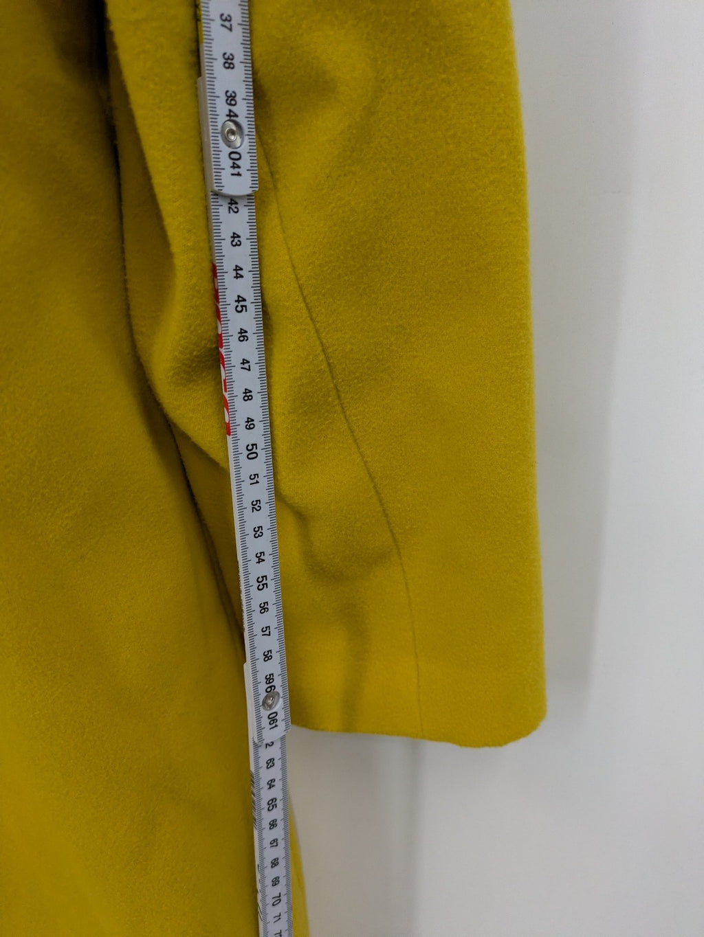 Bpc Selection yellow jacket kragenlos design with button placket and front pockets.