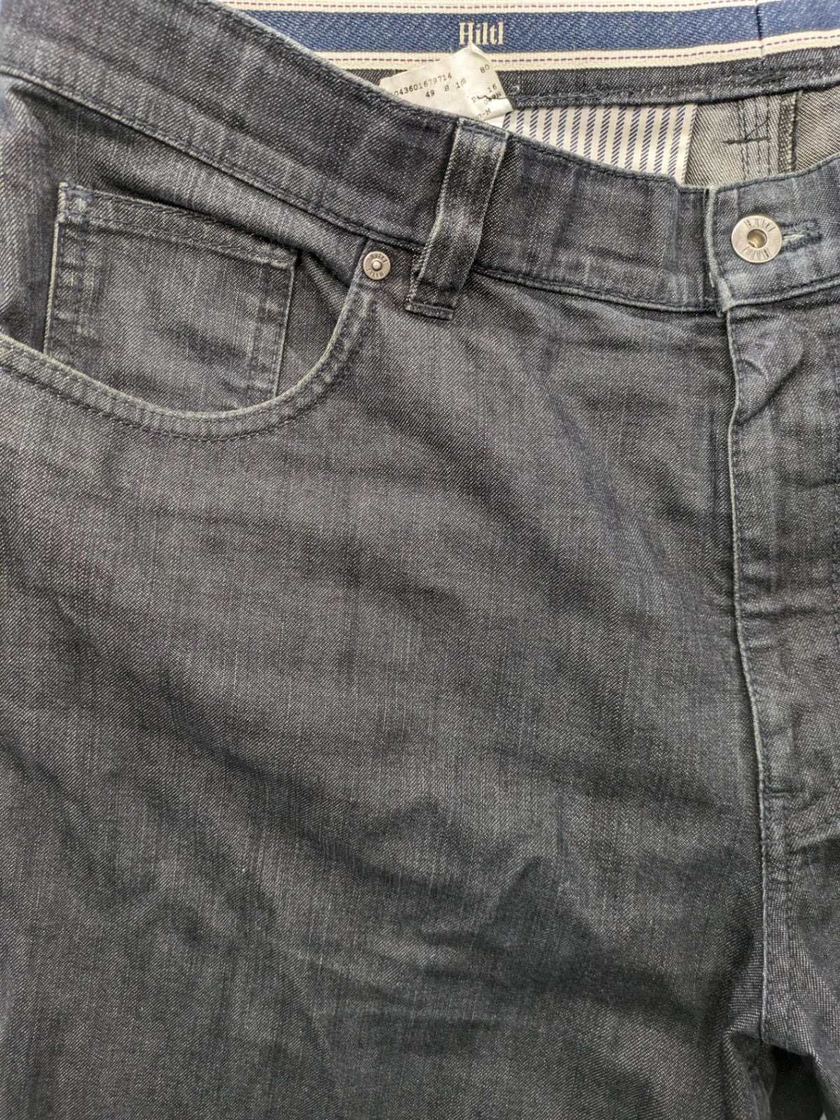 Hiltl grey straight jeans classic 5-pocket design with zipper, premium denim material.