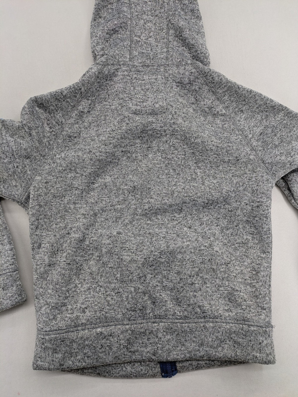 Angelo Litrico grey hoodie with teddy fleece lining, adjustable hood, and retro ski patch.