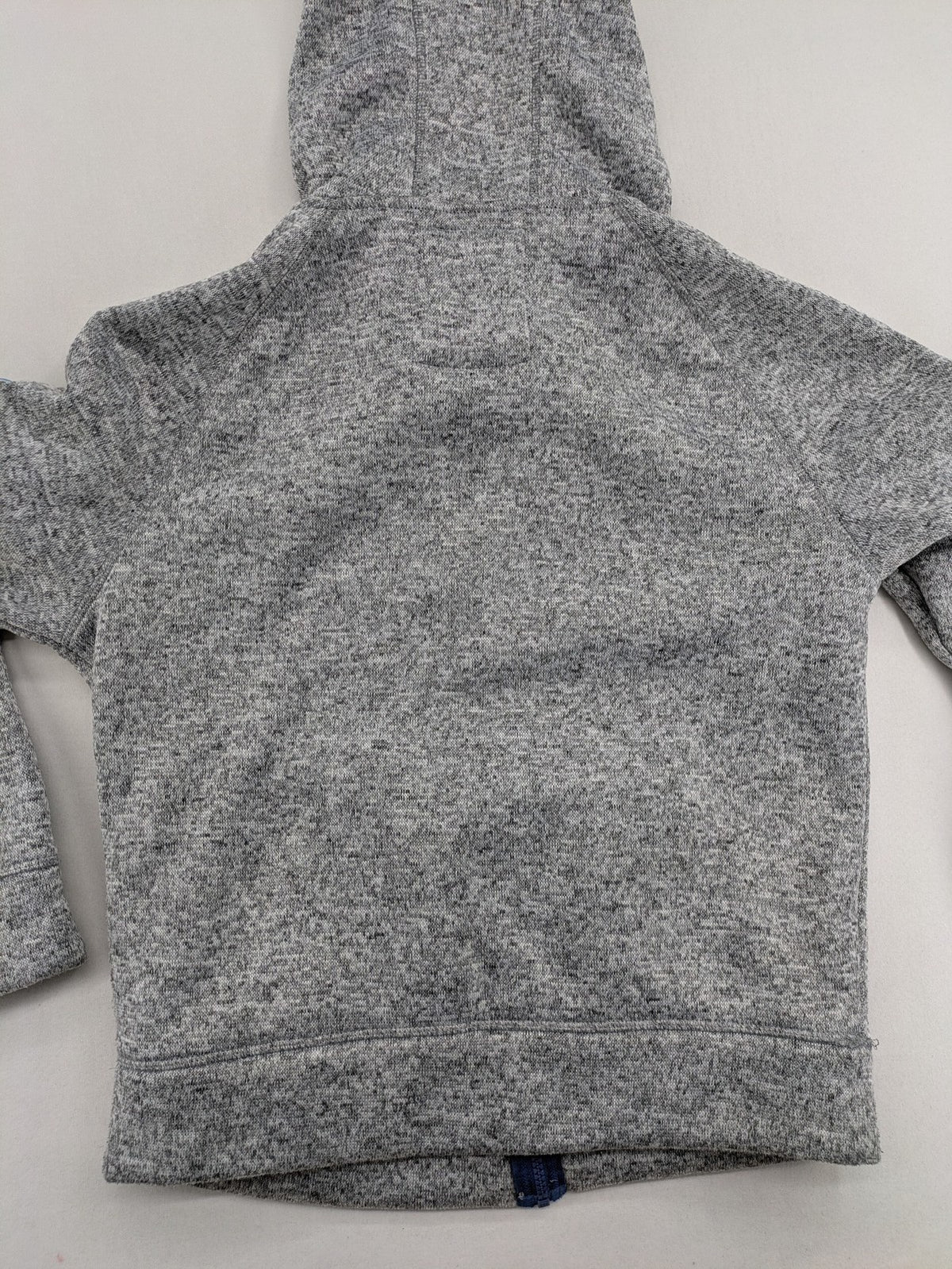 Angelo Litrico grey hoodie with teddy fleece lining, adjustable hood, and retro ski patch.