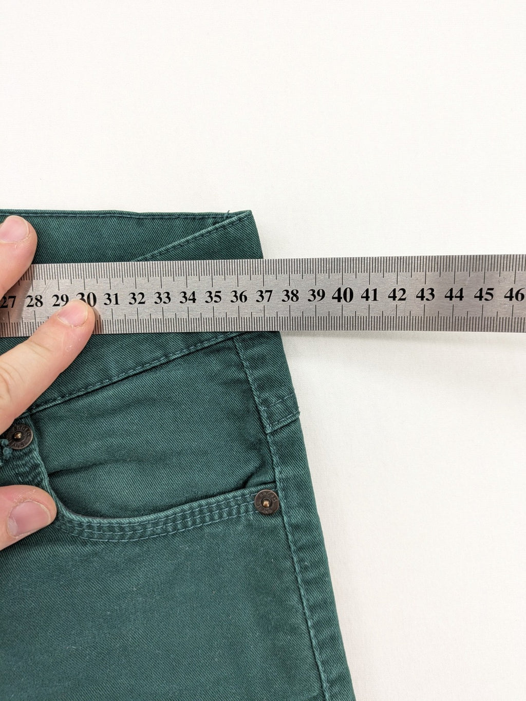 Angels green straight jeans, 5-pocket style, made from cotton blend with stretch.