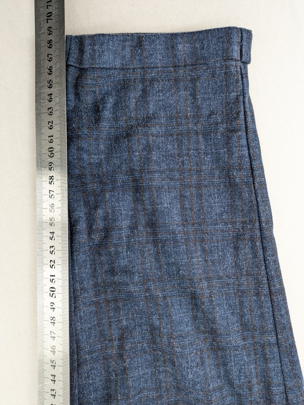 Lindbergh pink pants slim fit with blue-black check pattern and Superflex technology.