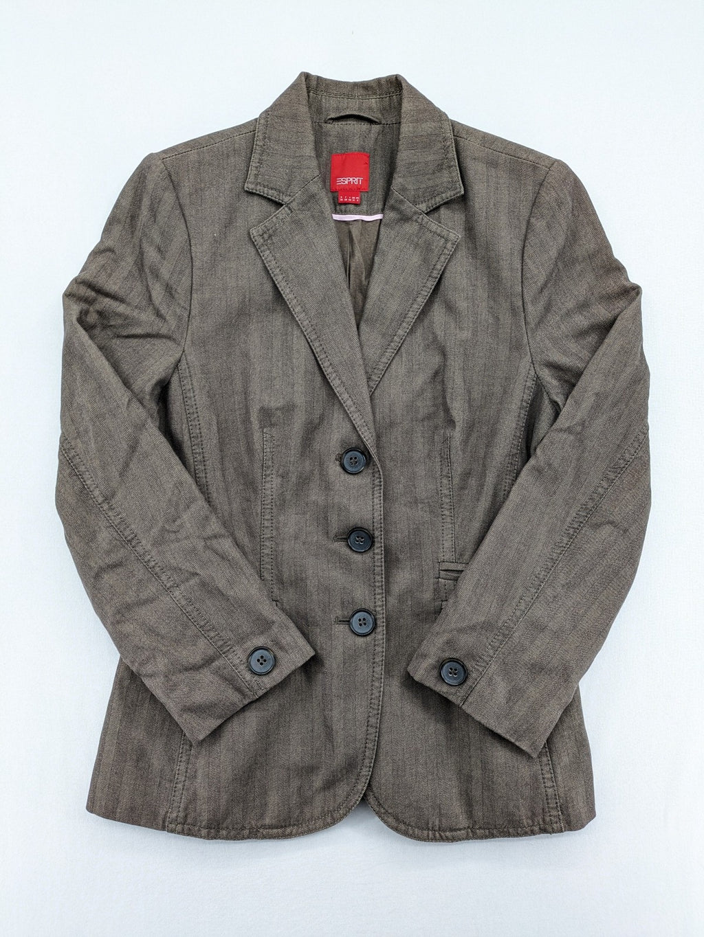 Esprit brown blazer jacket with three-button front and notch lapel, made of cotton.