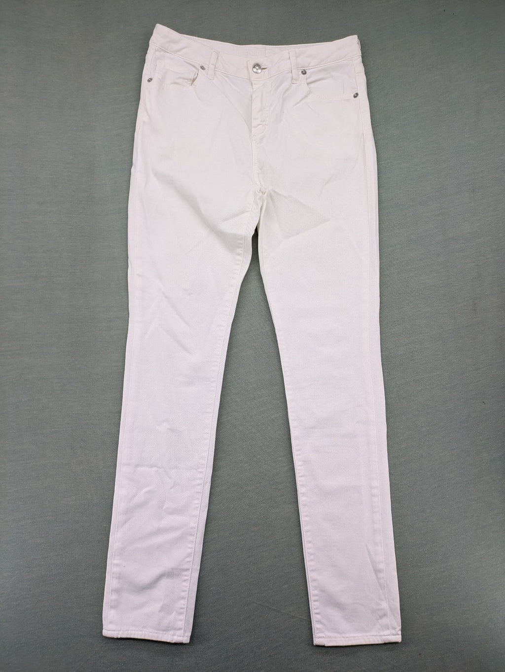 Lacoste white straight jeans high rise slim fit with logo and stretch denim material.
