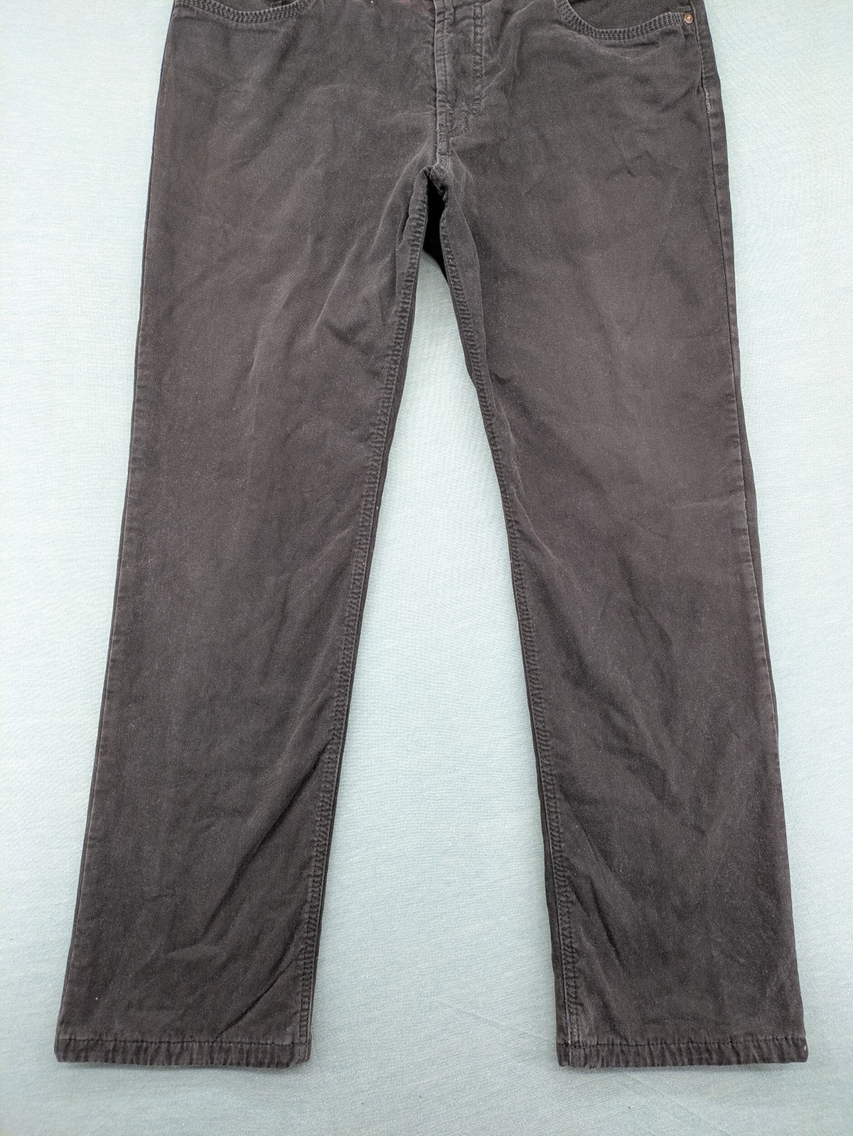 BRAX grey cord pants 5-pocket design with subtle checkered waistband lining