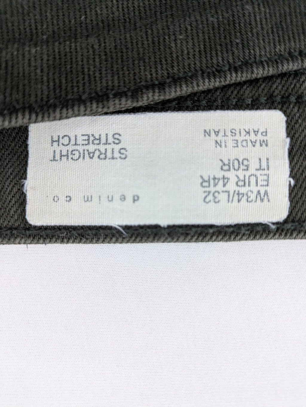 Denim & Co. green straight jeans 5-pocket design, cotton-stretch material.