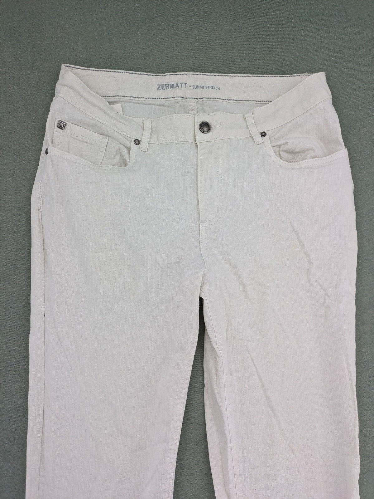 STOCKER white slim fit straight jeans classic 5-pocket design soft cotton blend
