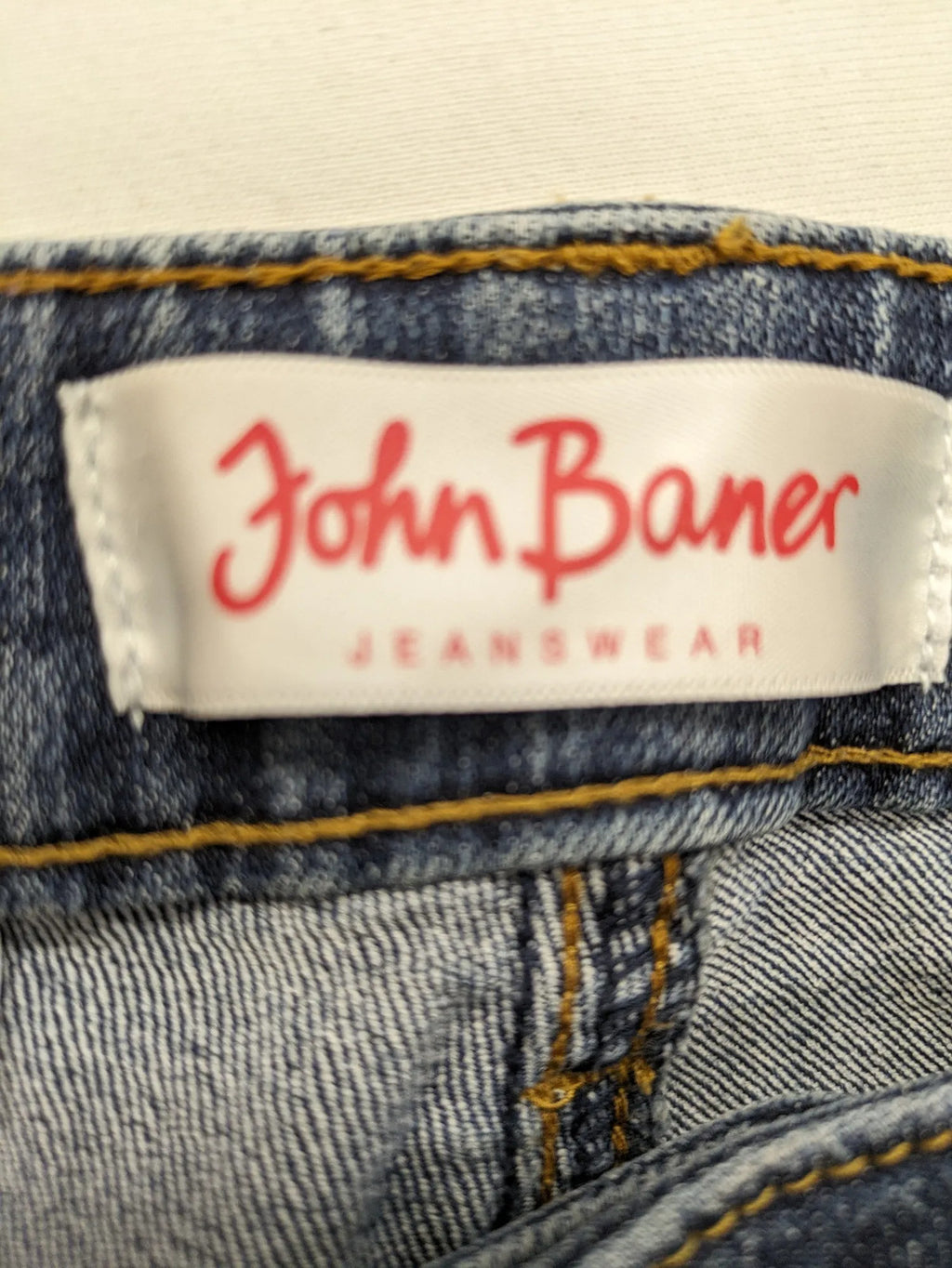 john baner blue straight jeans 5-pocket design with colorful rivets and whiskering effects