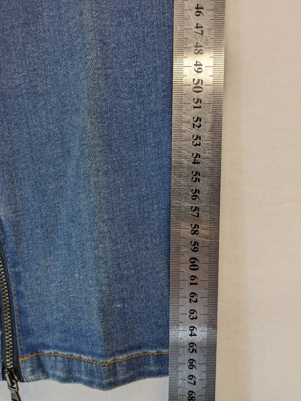 Blue Motion blue straight jeans slim fit with ankle zippers and stretchy material