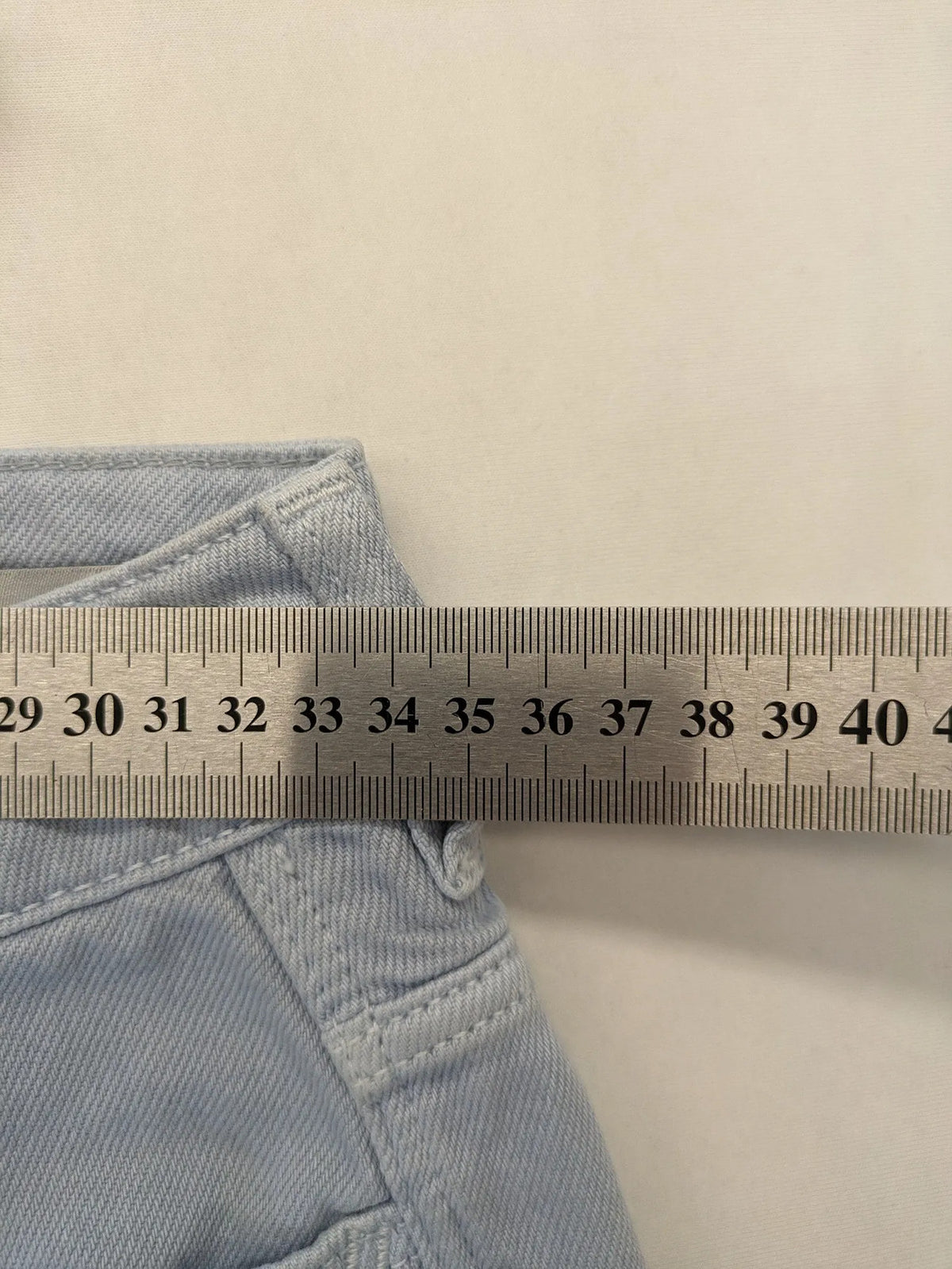 Esprit blue mom fit jeans high waist 5-pocket design with original tag.
