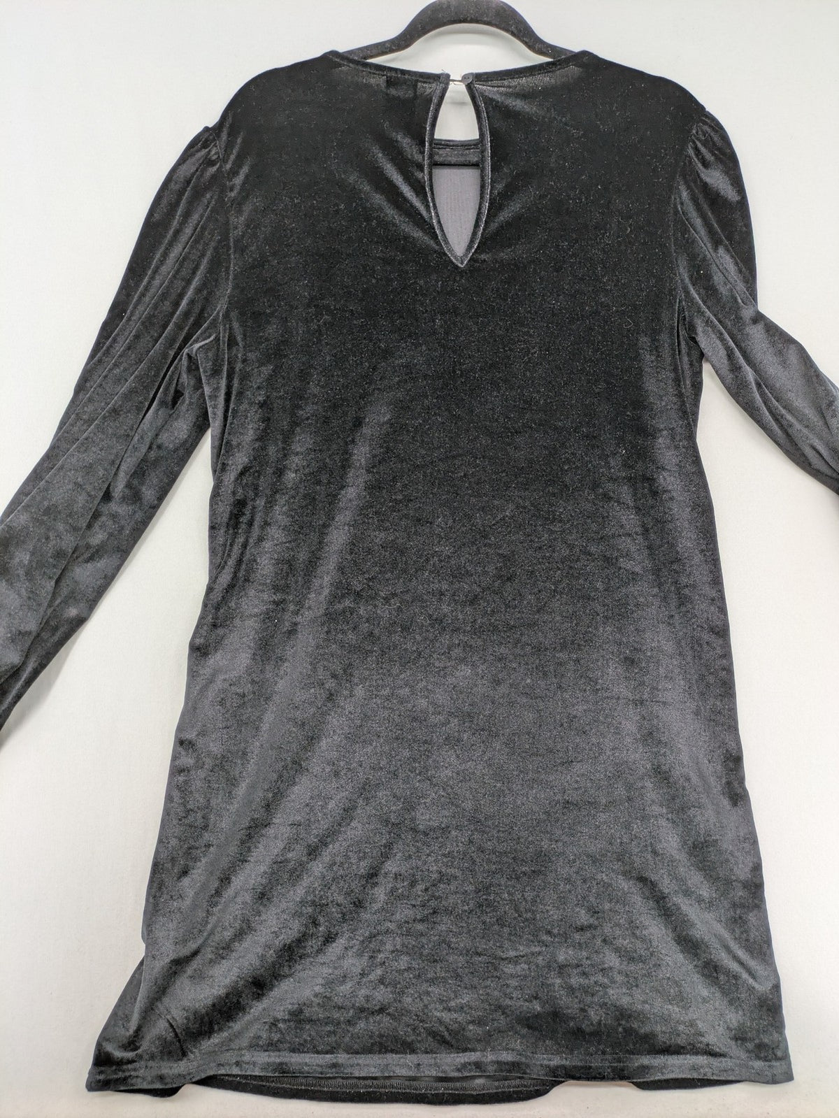 up2 fashion black velvet cocktail dress with puff sleeves and keyhole neckline detail