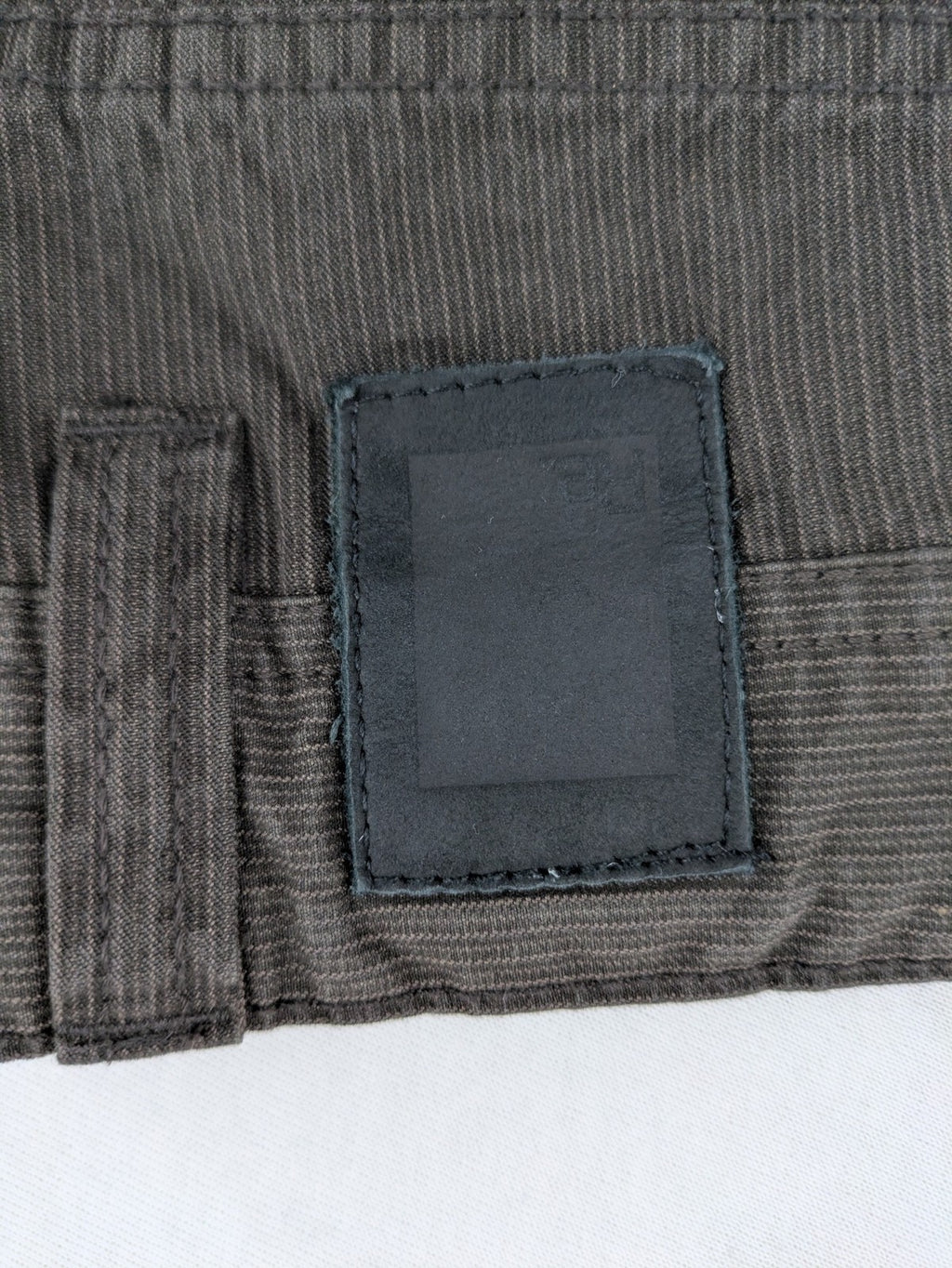 Reserved Co brown straight jeans with fine cord texture and classic 5-pocket design.