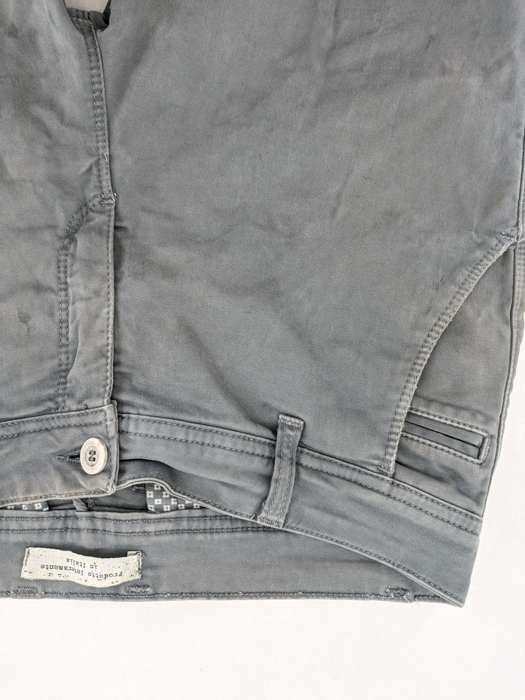 Money grey chino pants slim fit cotton stretch made in Italy with button closure.