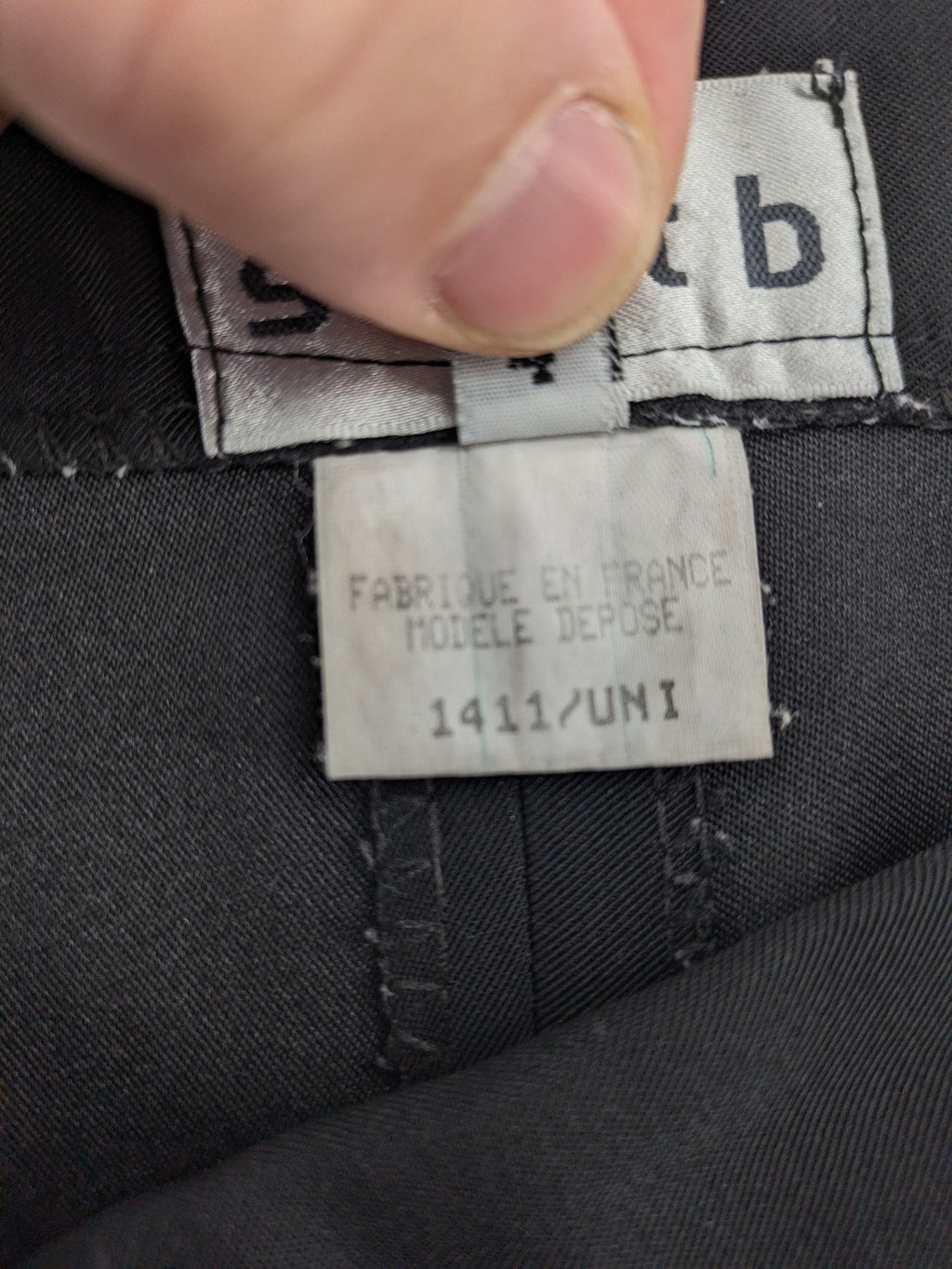 Saint B grey capri pants high waist with straight leg and side slits.