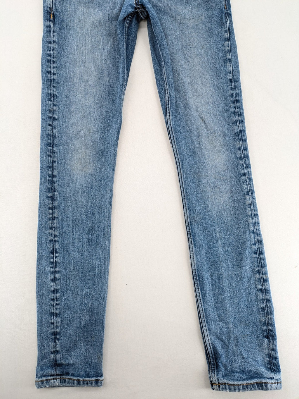 H&M blue skinny fit jeans classic 5-pocket design medium wash stretch denim