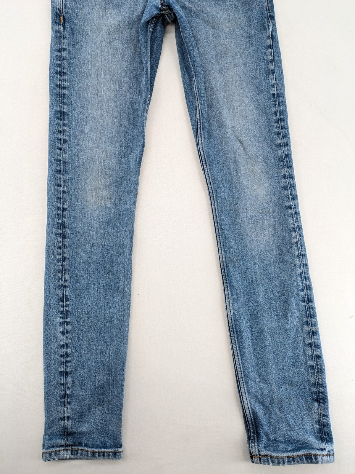 H&M blue skinny fit jeans classic 5-pocket design medium wash stretch denim