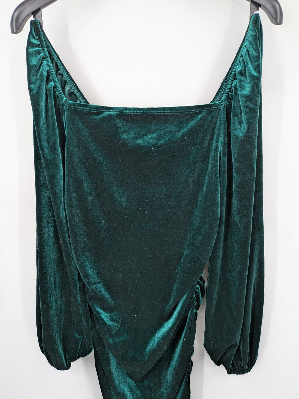 SHEIN green bodycon dress with ruched details, square neckline, and long puff sleeves.