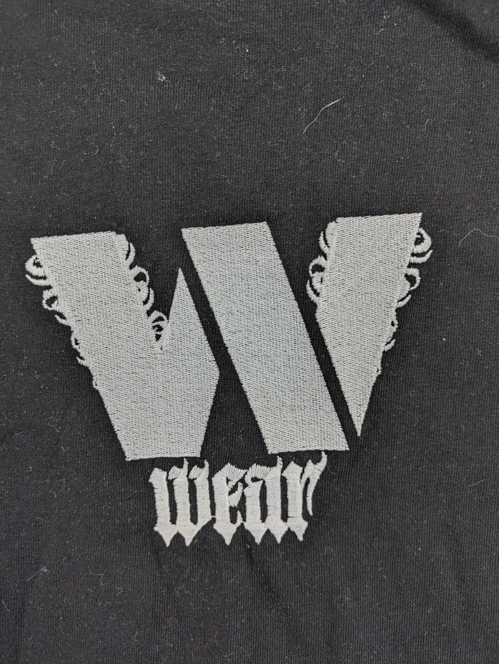 W wear grey t-shirt size XL embroidered logo 100% organic cotton