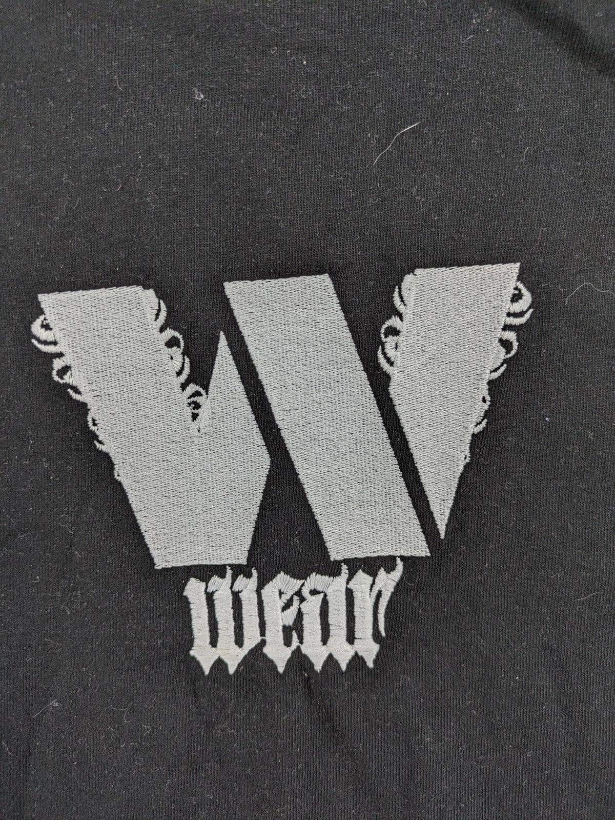 W wear grey t-shirt size XL embroidered logo 100% organic cotton