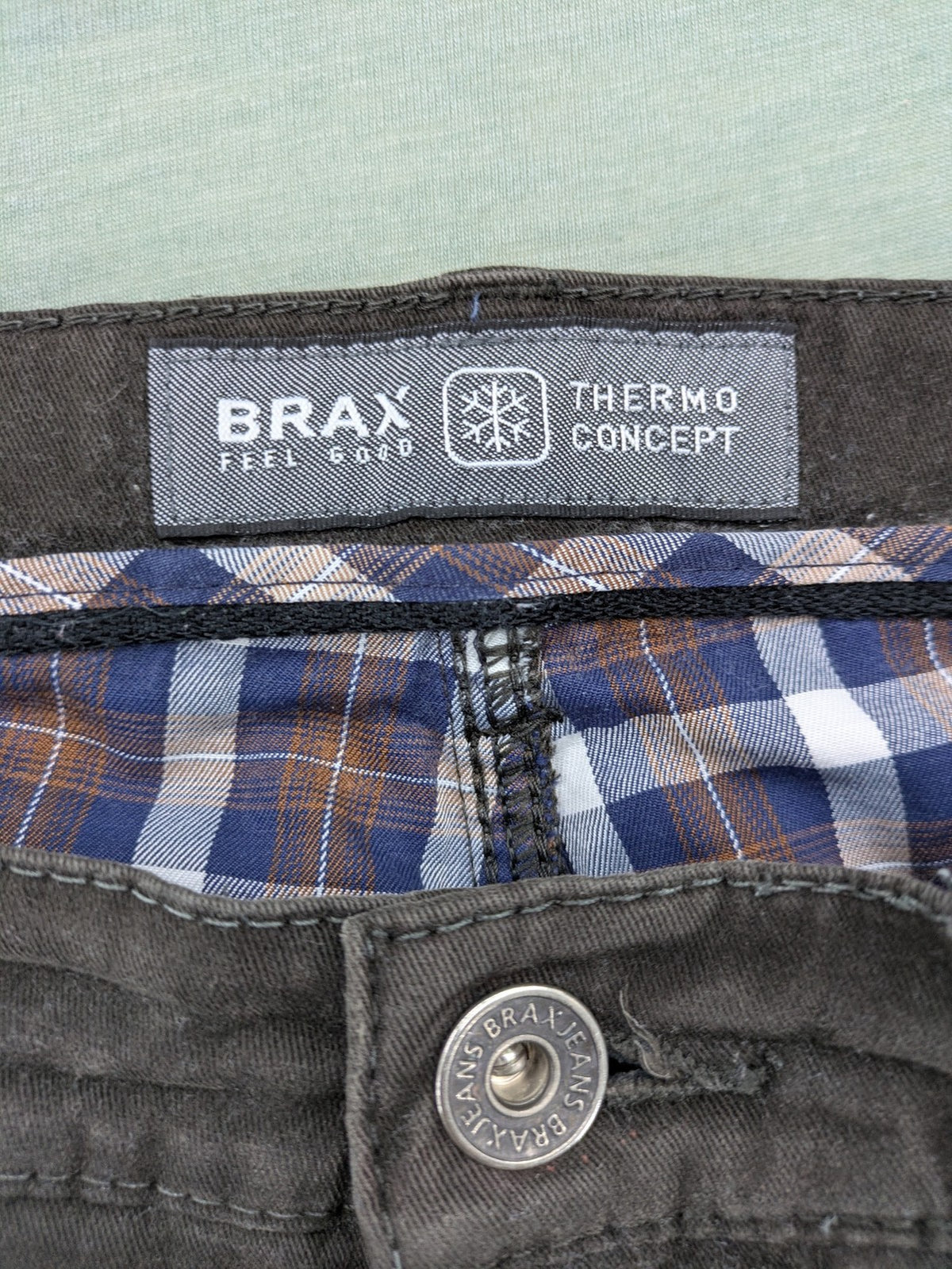 BRAX grey cord pants 5-pocket design with subtle checkered waistband lining