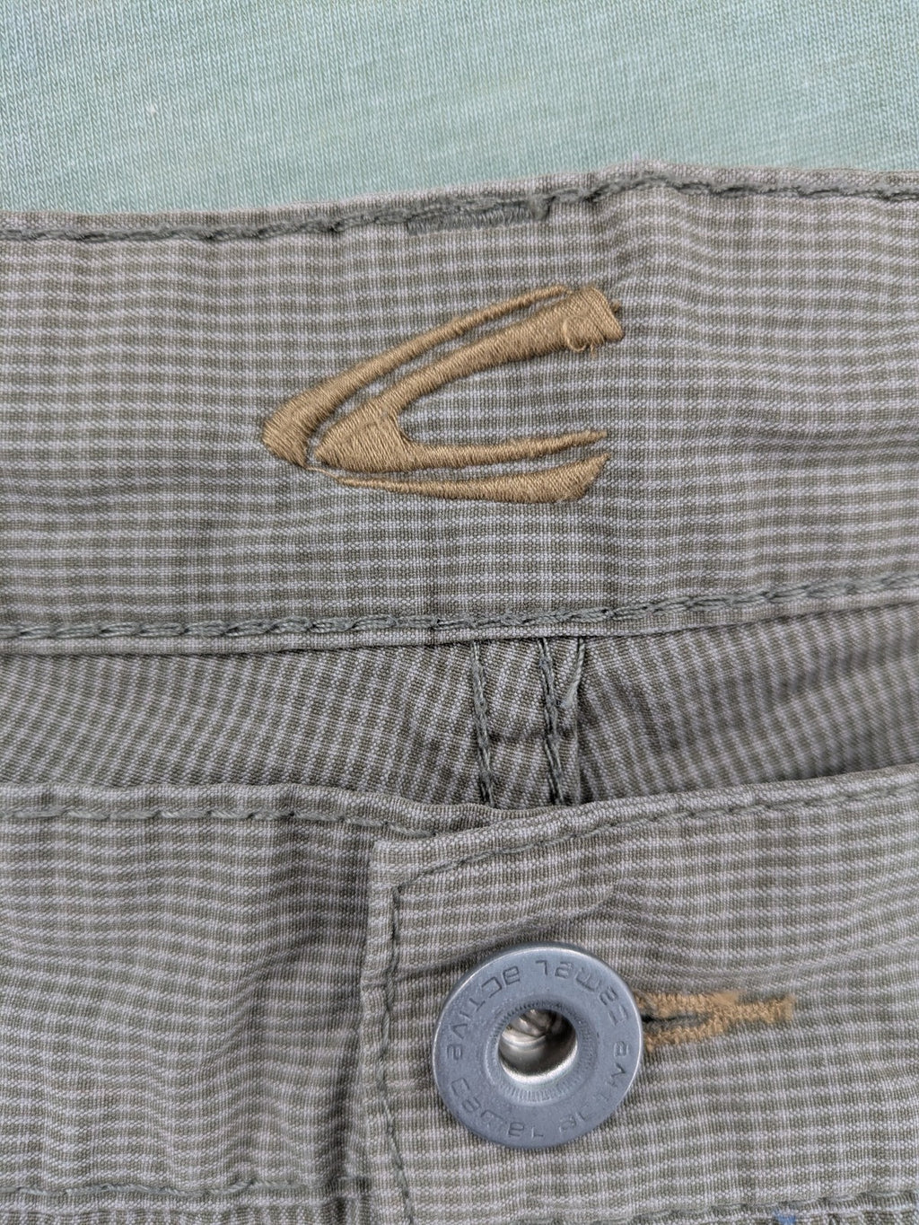 camel active beige cargo shorts cotton fabric multiple pockets classic design
