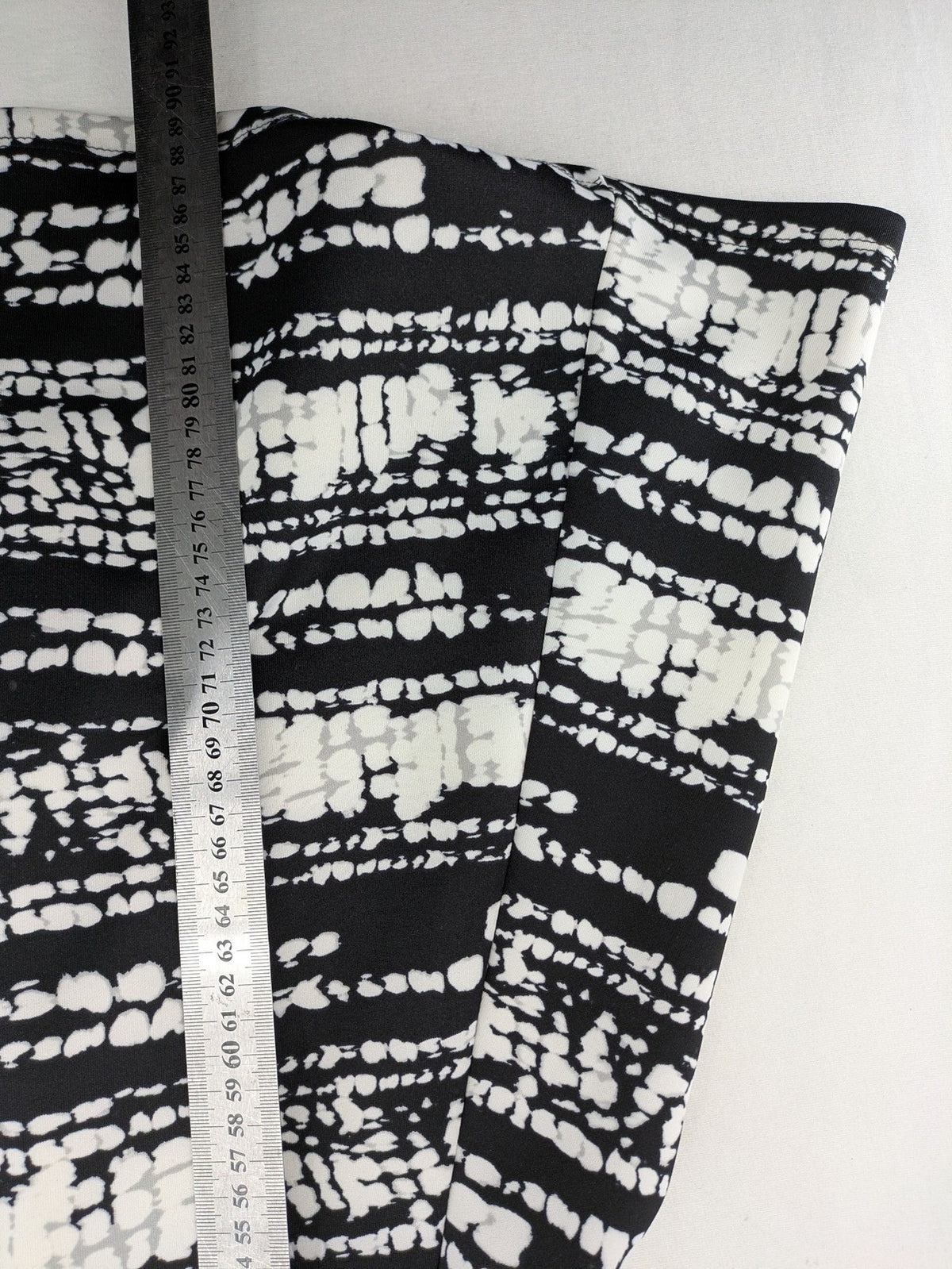 Mossimo black and white striped A-line summer dress, sleeveless, stretchy polyester blend.