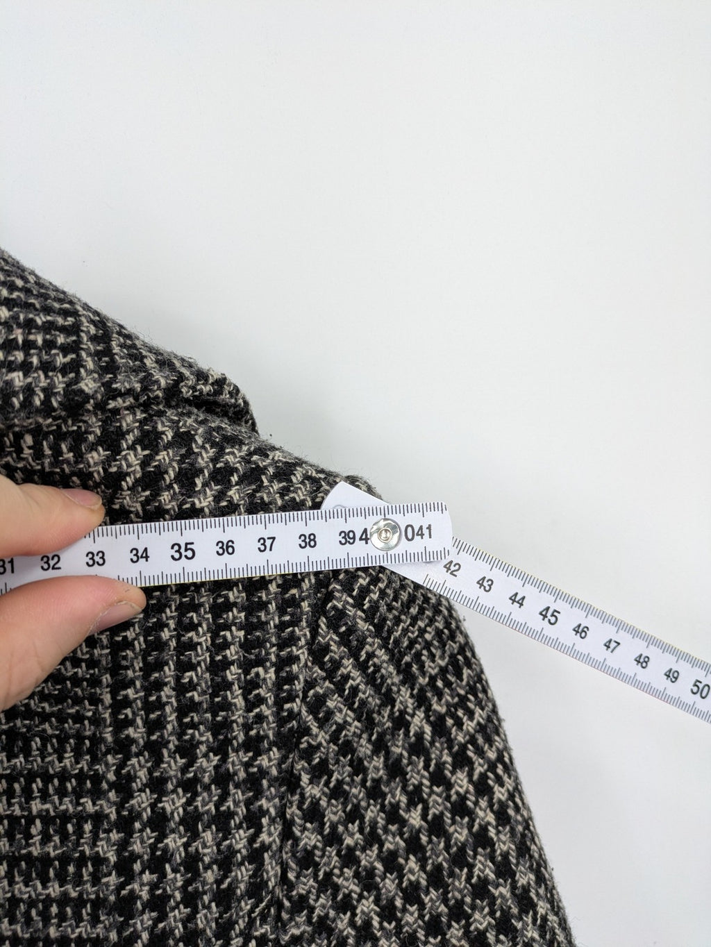 Xanaka beige trench coat houndstooth pattern wool blend with matching belt.