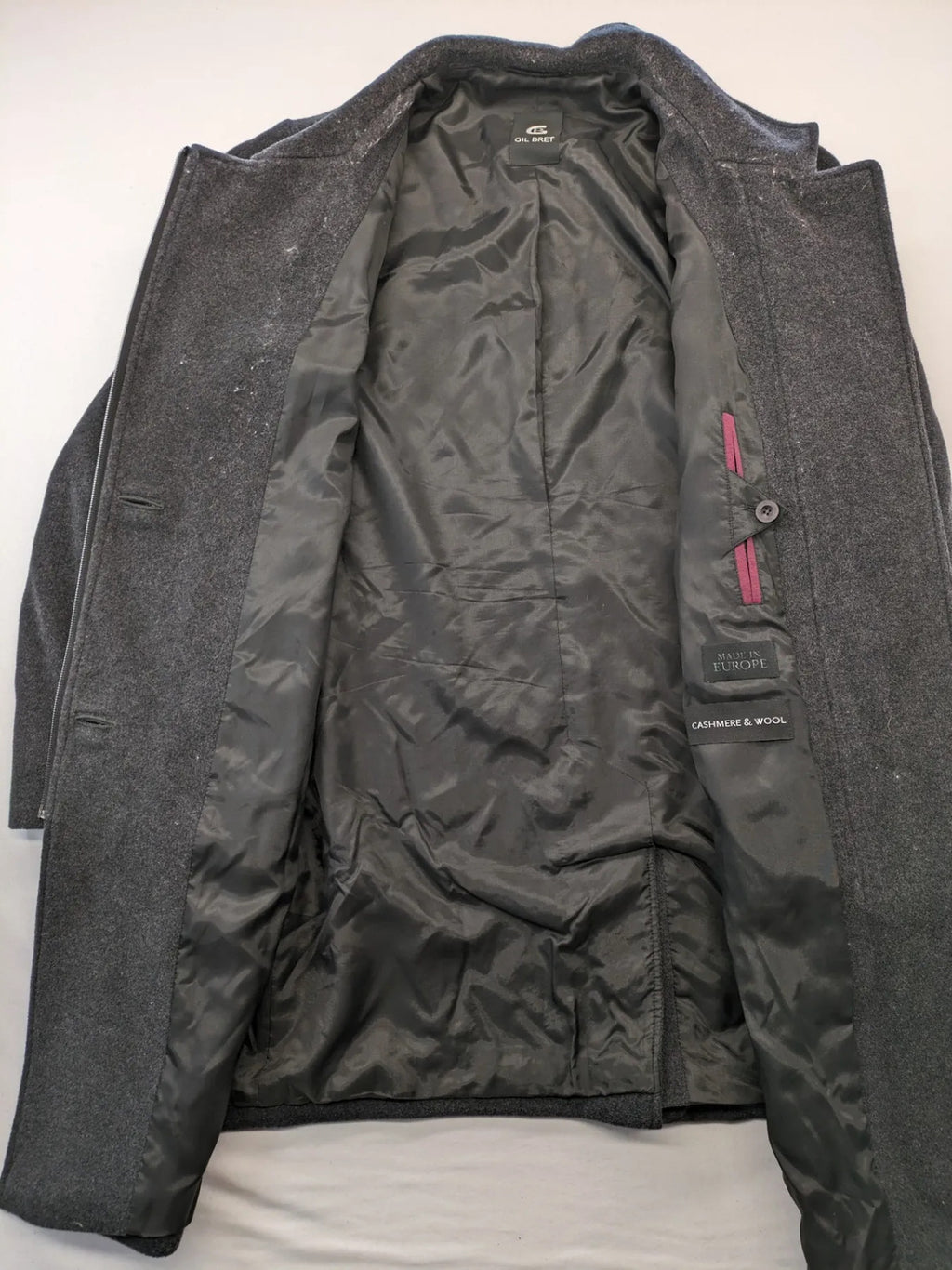 Gil Bret grey coat cashmere blend asymmetrical zipper two zip pockets