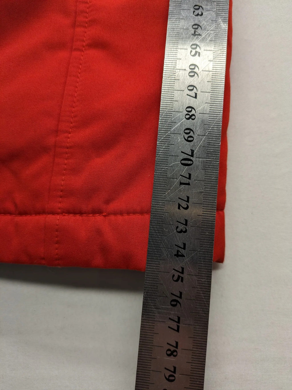 Rodeo red ski pants padded design adjustable belt multiple zip pockets
