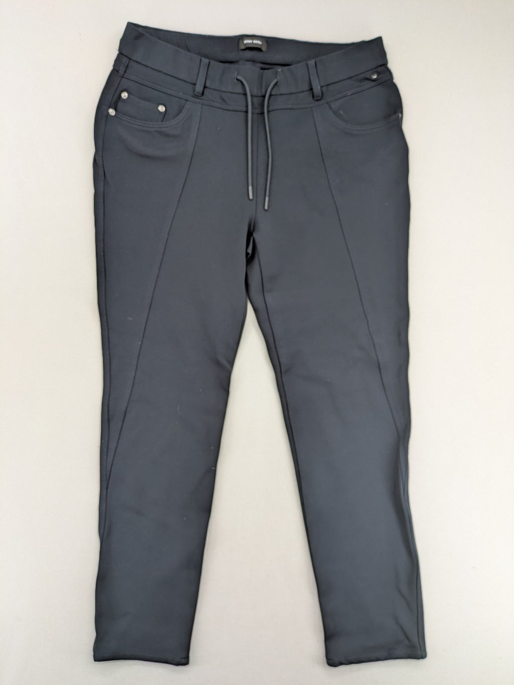 Gerry Weber grey jogger pants with elastic waistband and decorative 5-pocket style.