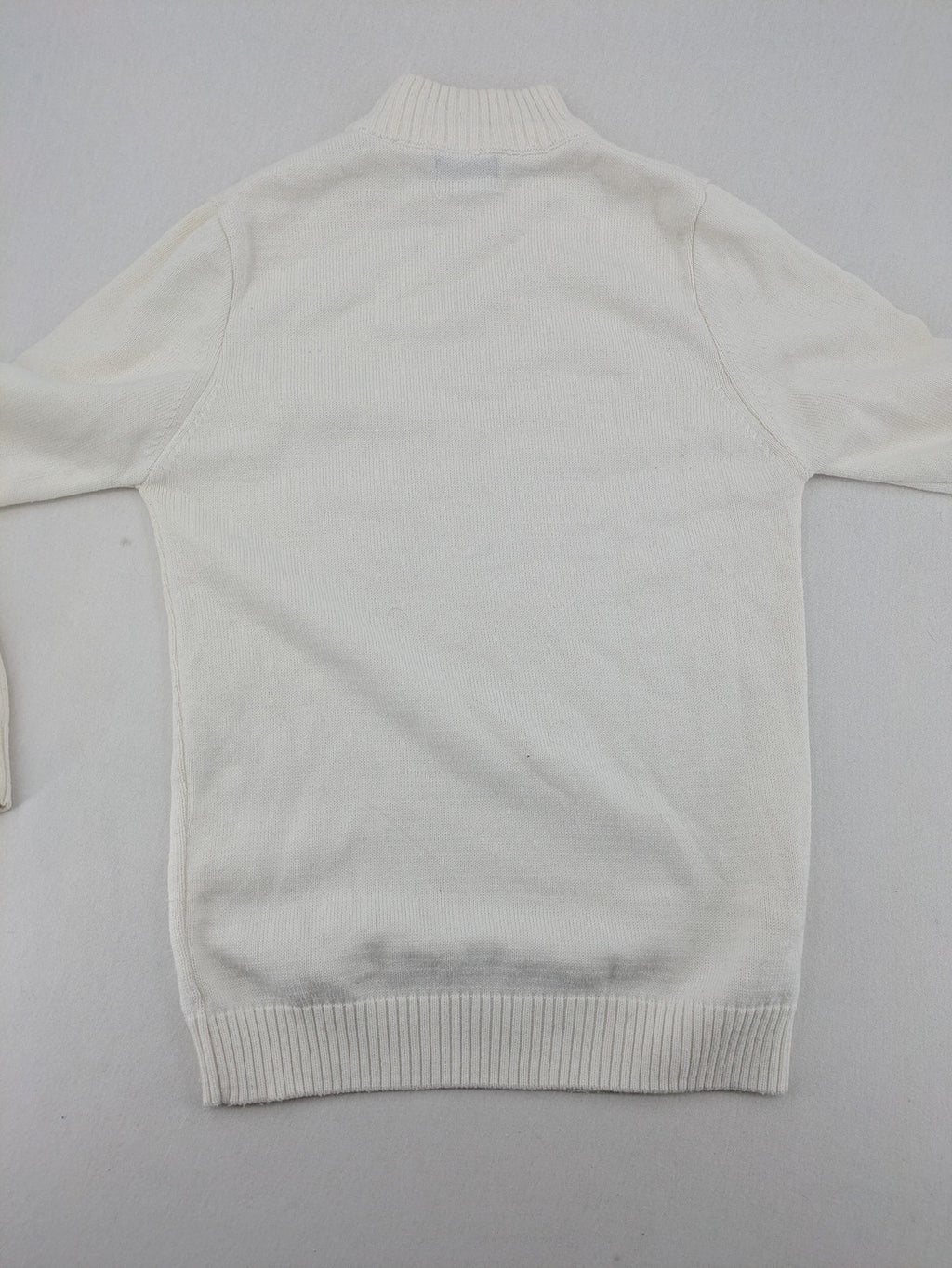 Parz Park white turtle neck jumper with ribbed collar and cuffs, soft acrylic material.