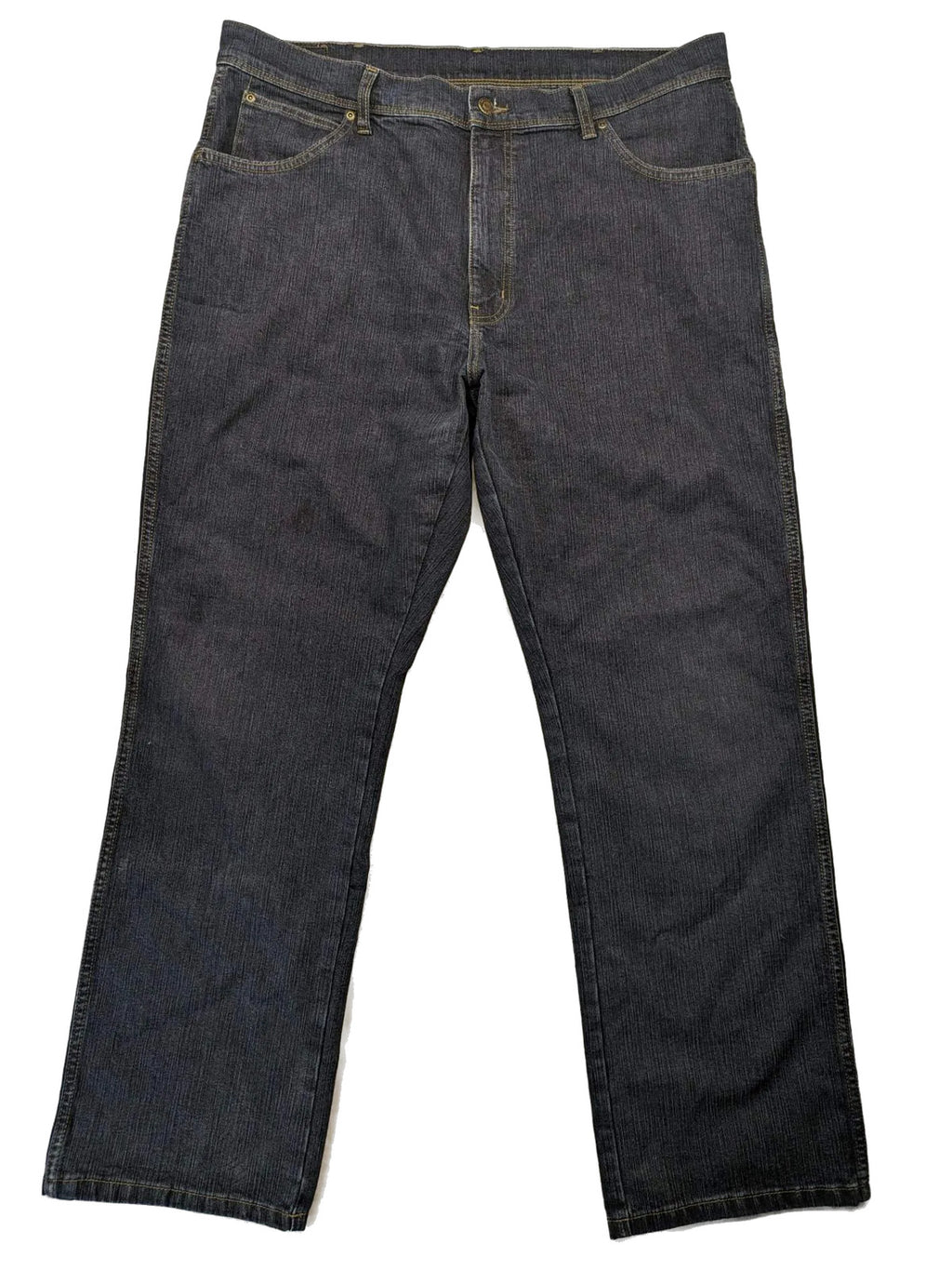 Wrangler straight jeans dark blue wash 5-pocket design with zipper, durable cotton blend.